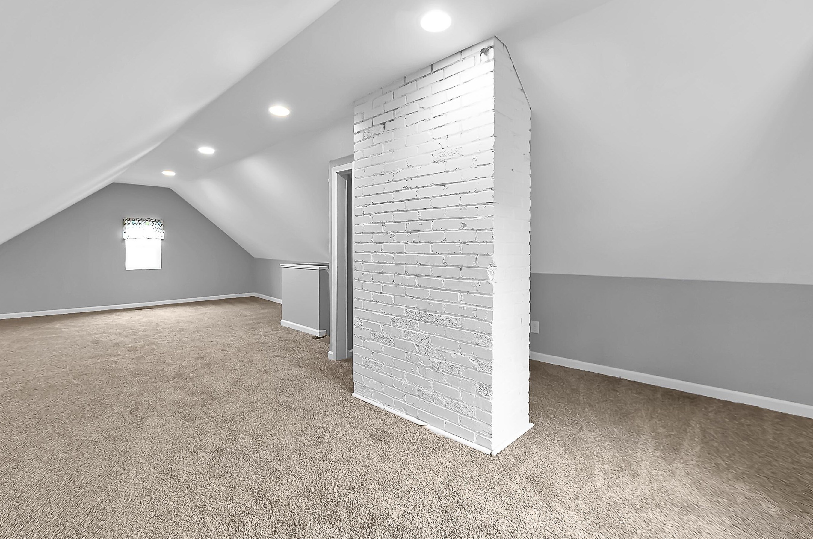 50 Barthman Ave, Columbus OH  43207-1994 exterior