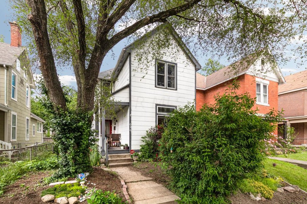 626 Champion Ave, Columbus, OH 43205-2728