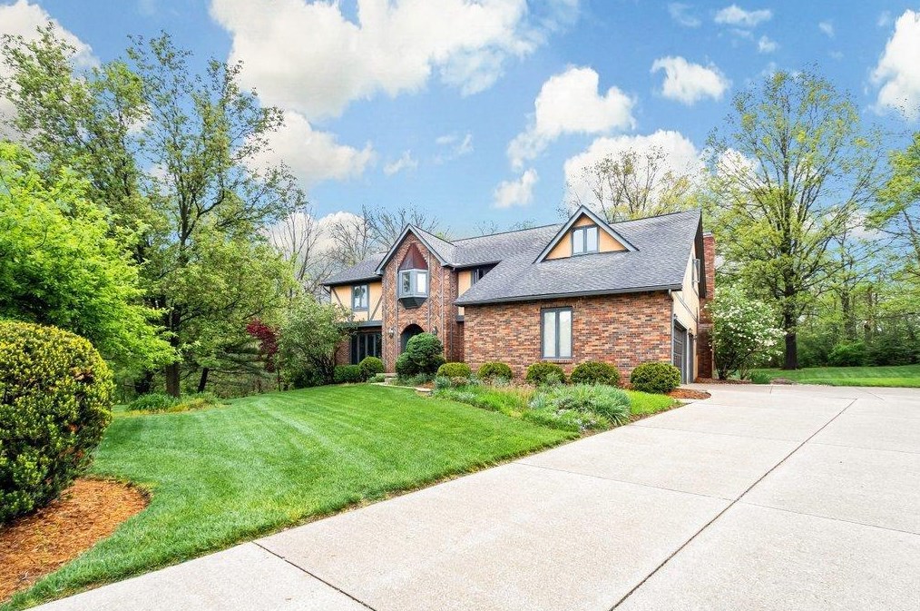 130 Southwind Ct, Columbus, OH 43230-3127