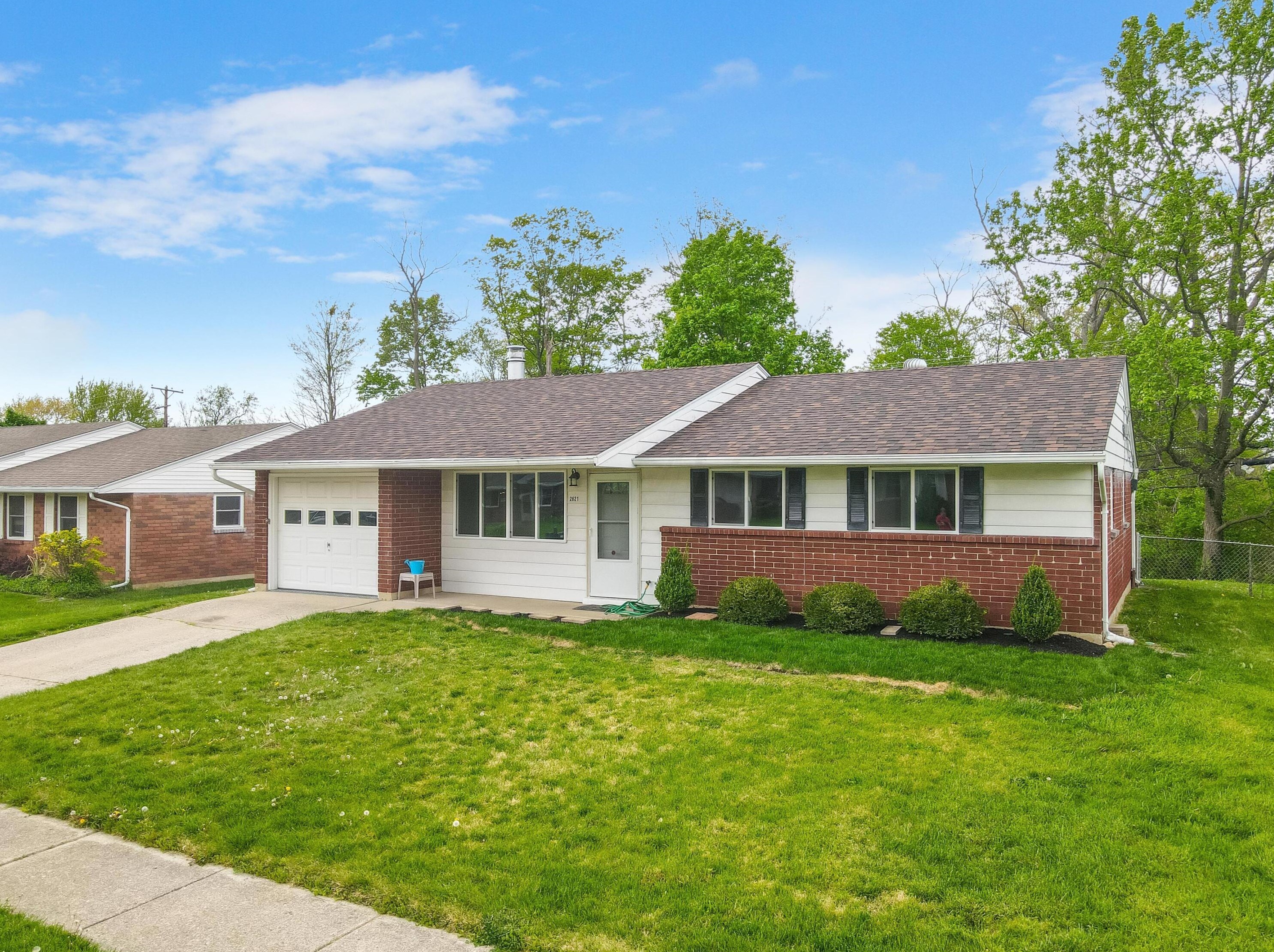 2621 Allenby Pl, Dayton, OH 45449-3321