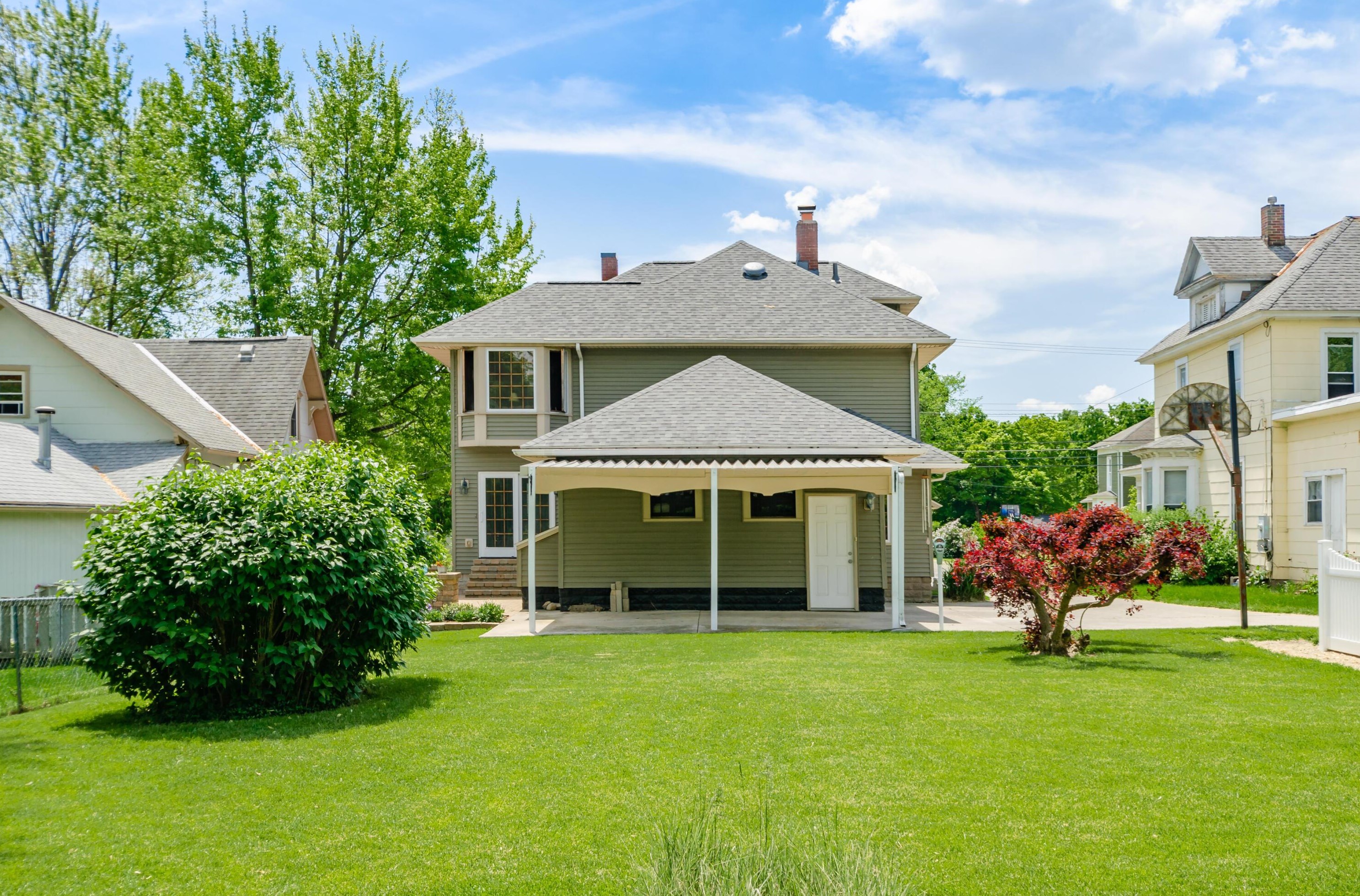532 5th St, Marysville, OH 43040-1268