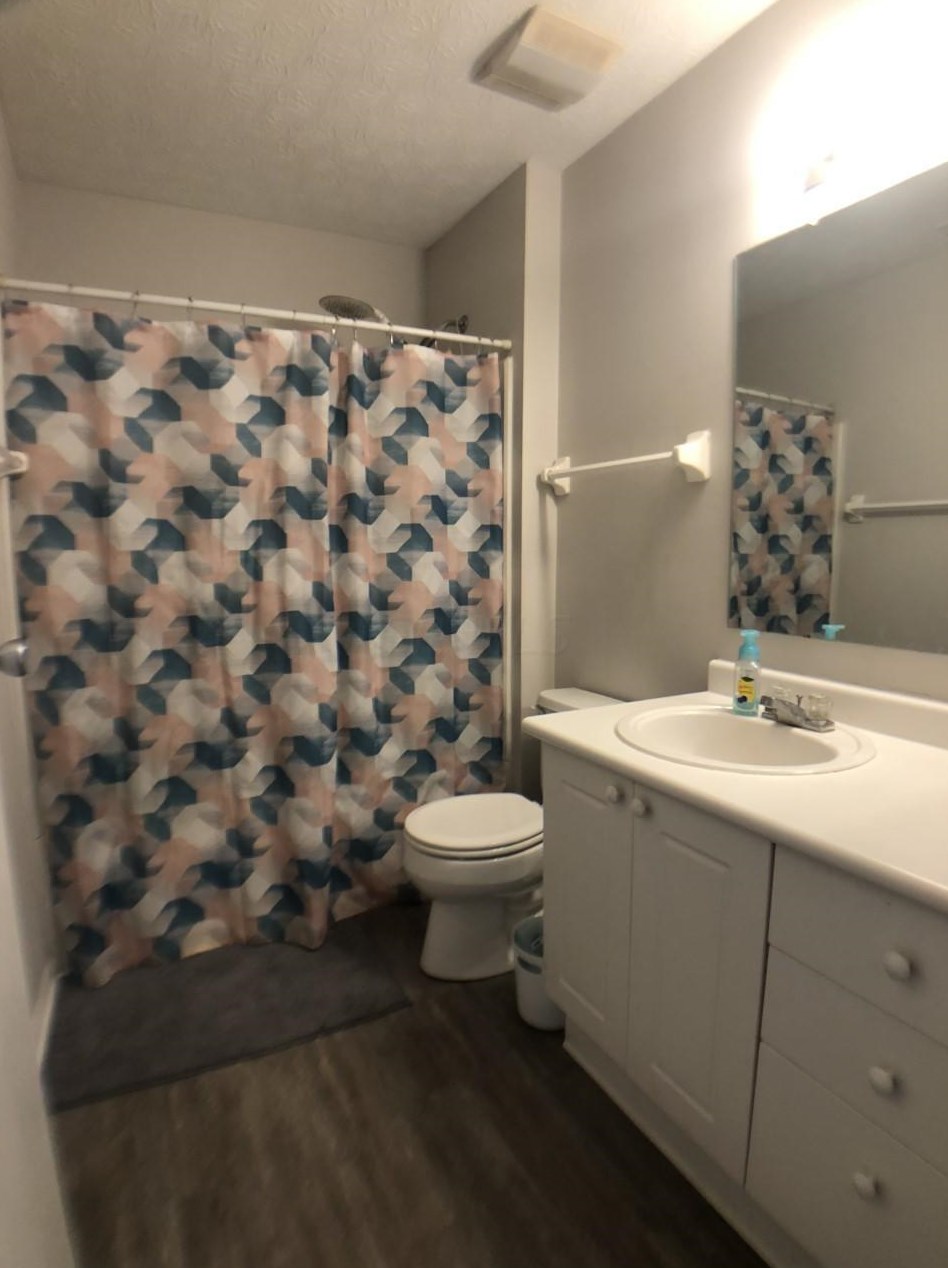 4653 Hobson Dr, Columbus OH 43228-6483 exterior