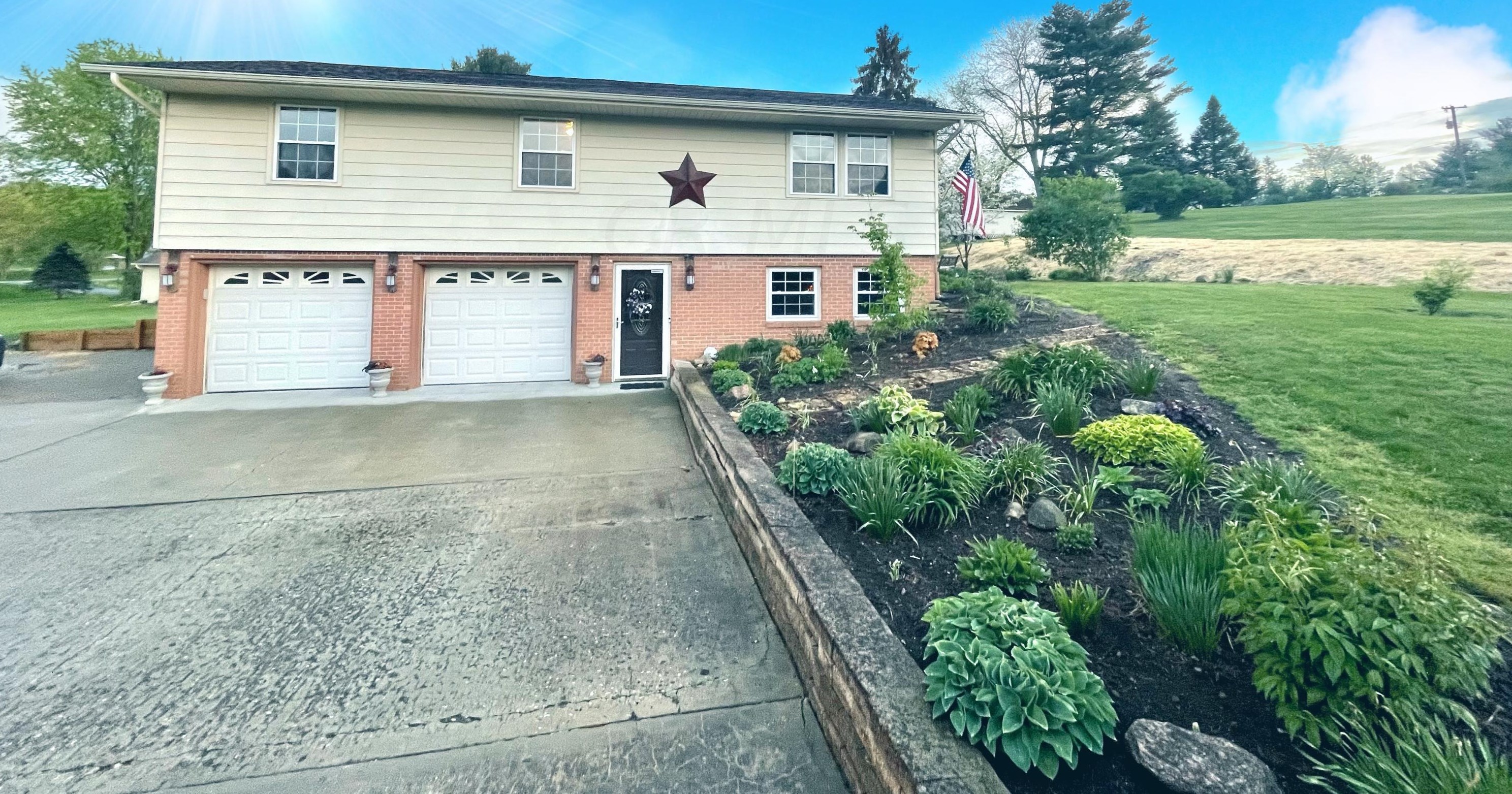 56 Dogwood Dr, Thornville, OH 43076-8825