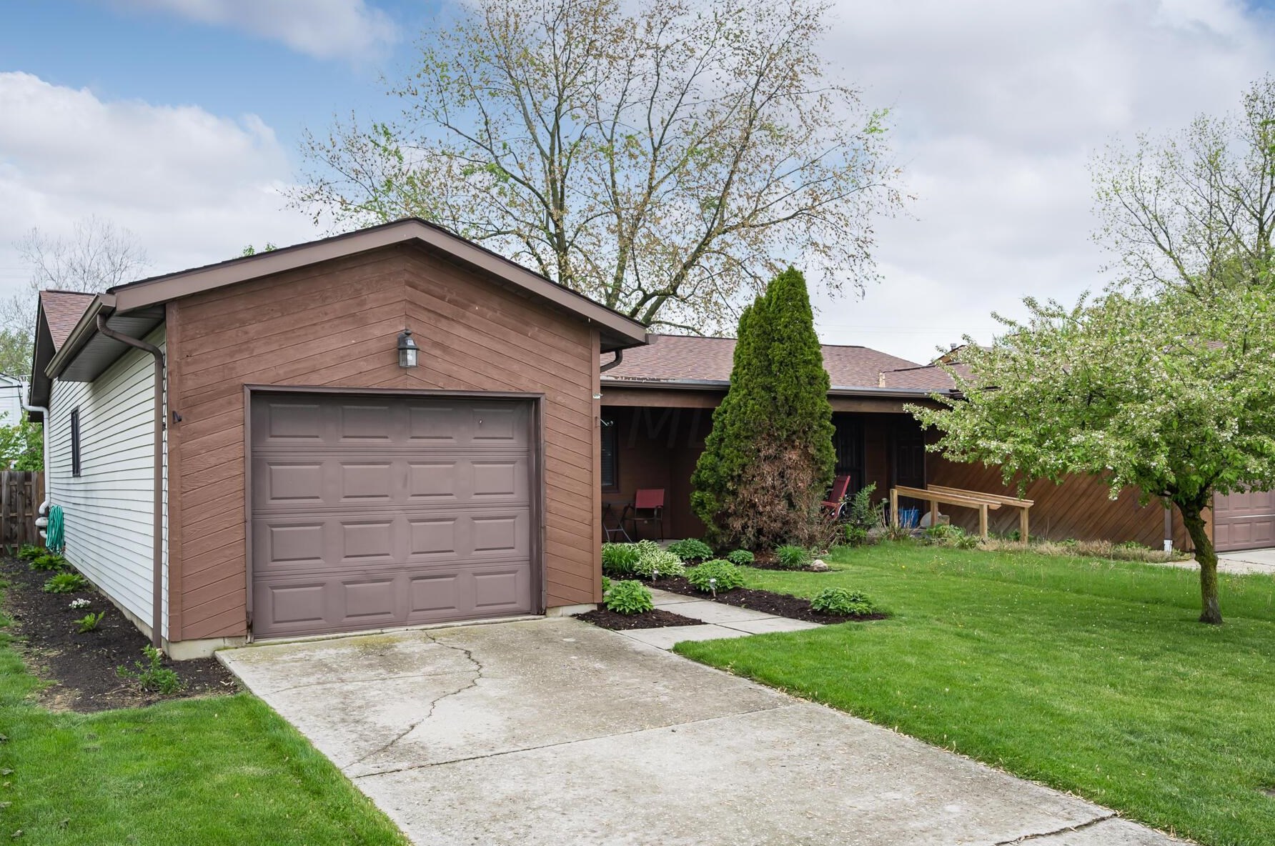 563 Executive Blvd, Delaware, OH 43015-1156