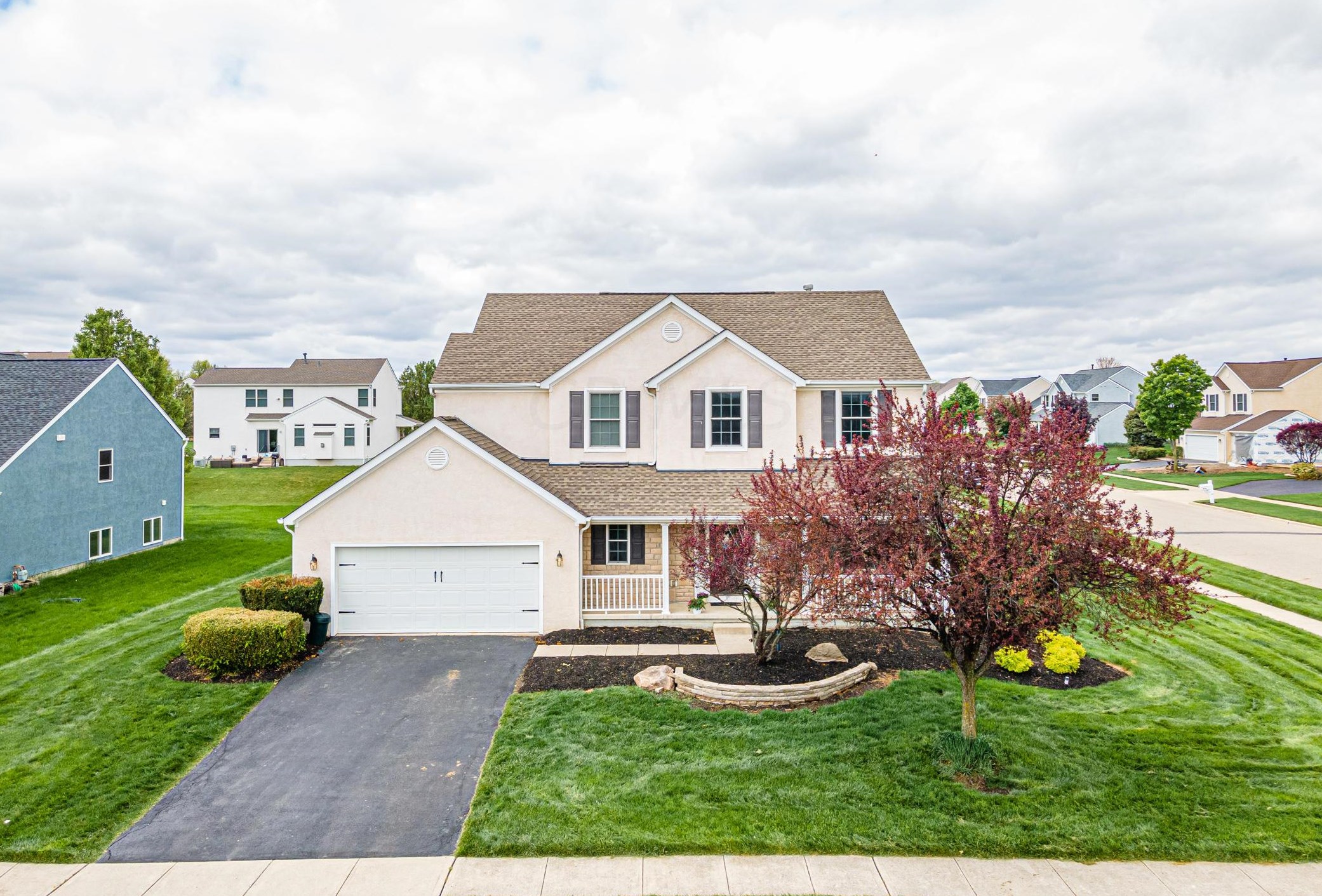 6738 Veronica Pl, Lewis Center, OH 43035-8457