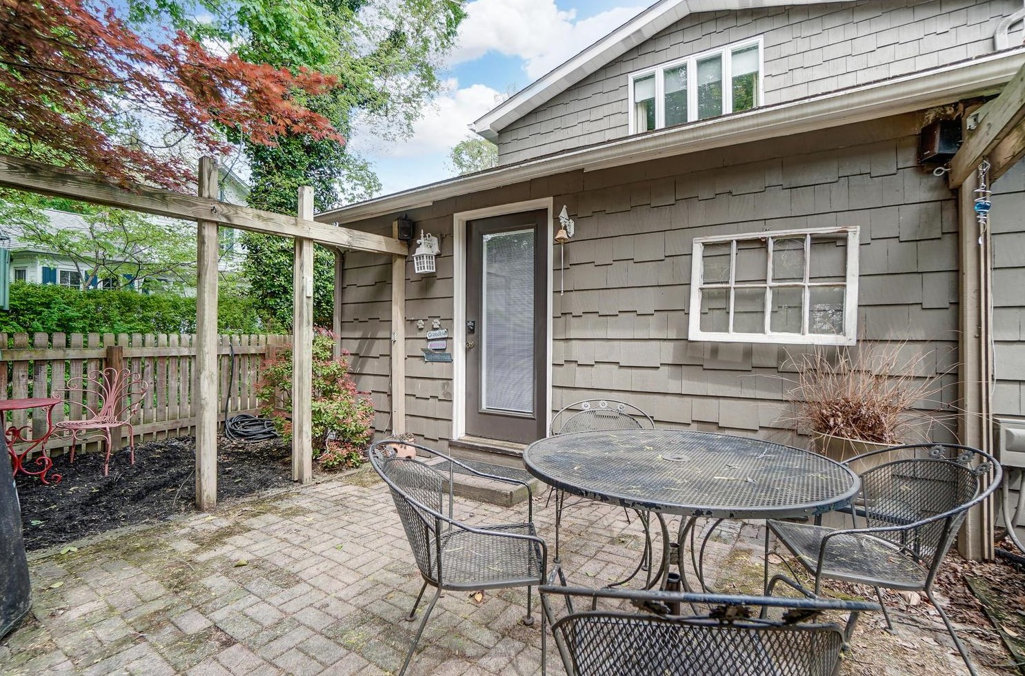 335 Summit St, Granville OH  43023-1345 exterior