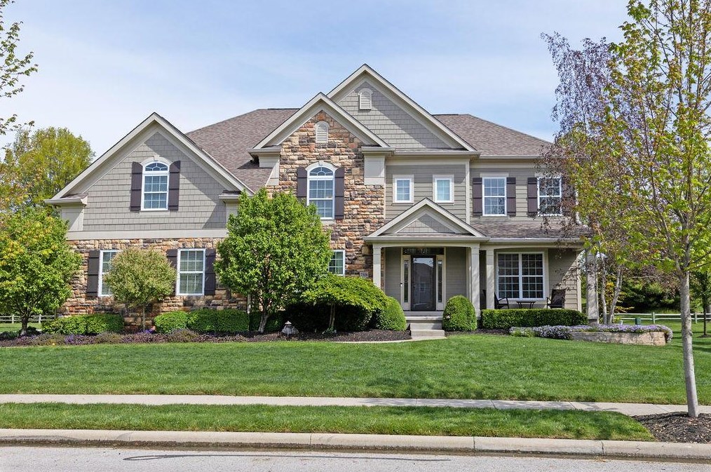 7308 Pinecrest Dr, Blacklick, OH 43004