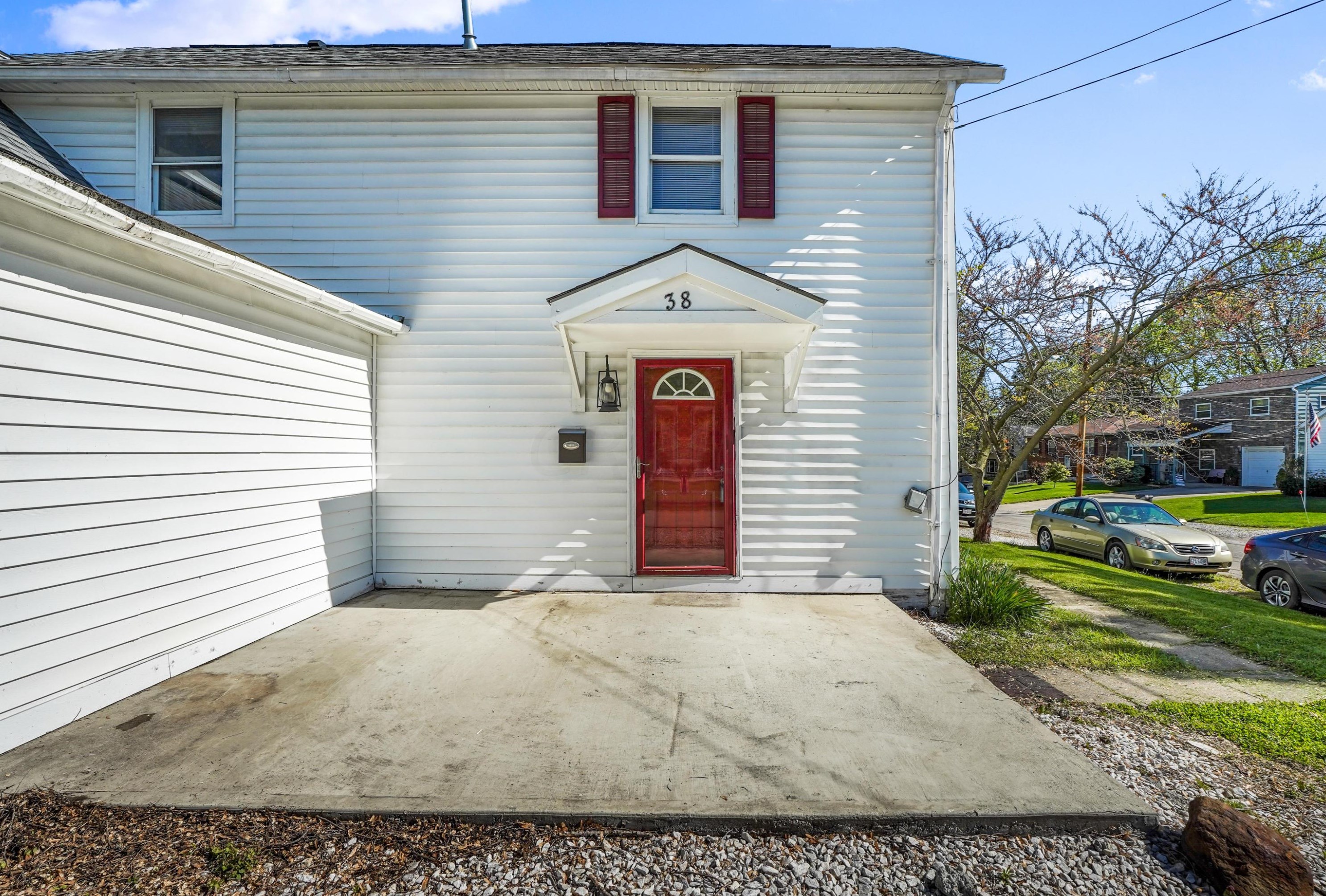 38 Stilson St, Delaware, OH 43015