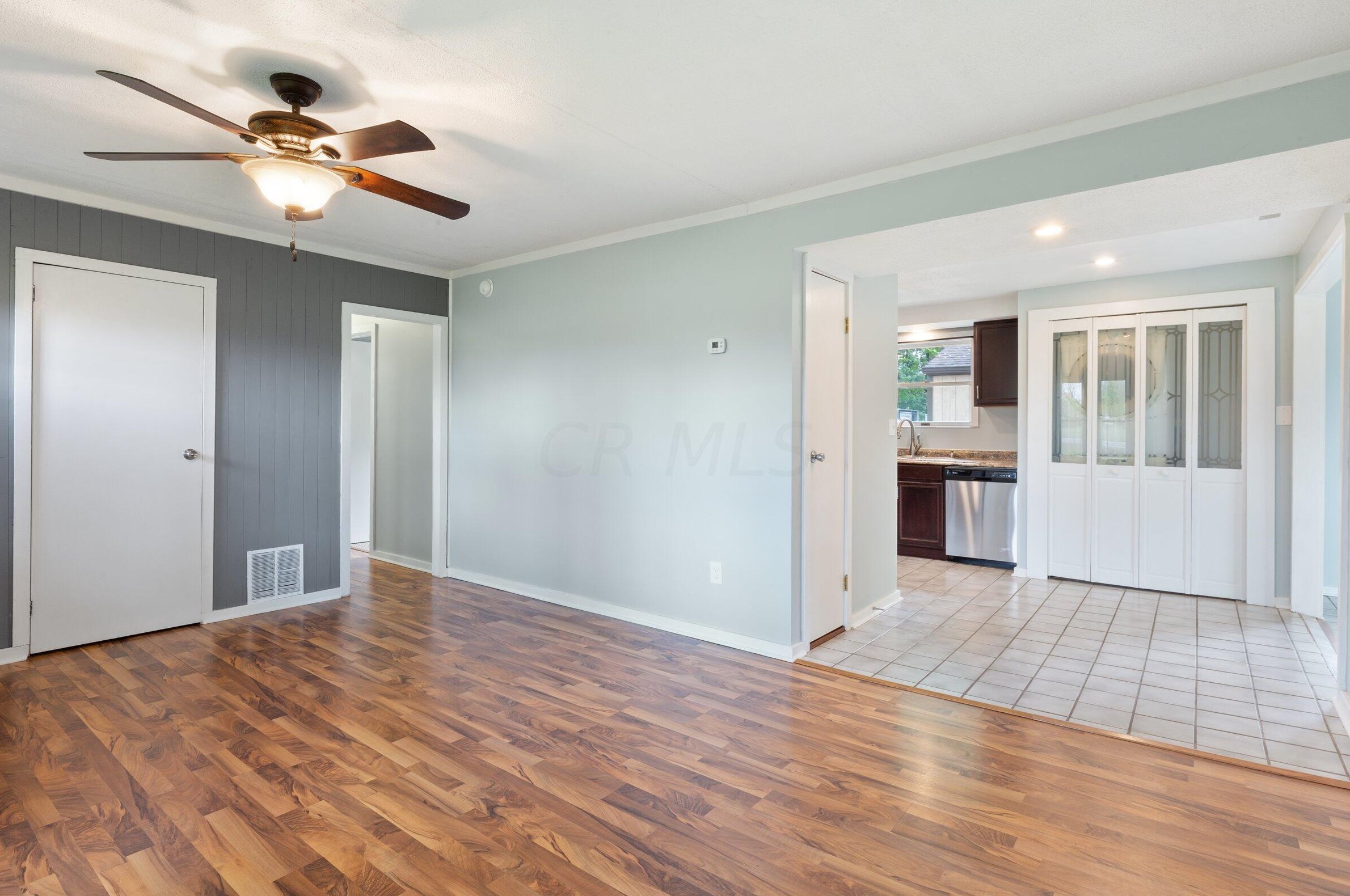 6169 Dublin Rd, Delaware, OH 43015-8885