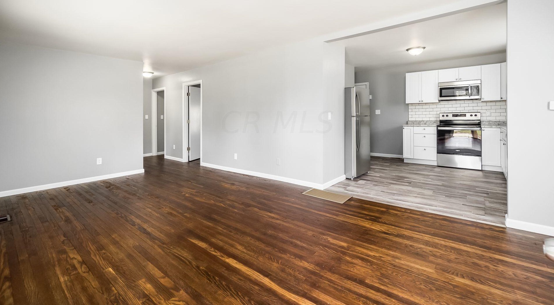 2040 Fenton St, Columbus OH  43224-1366 exterior