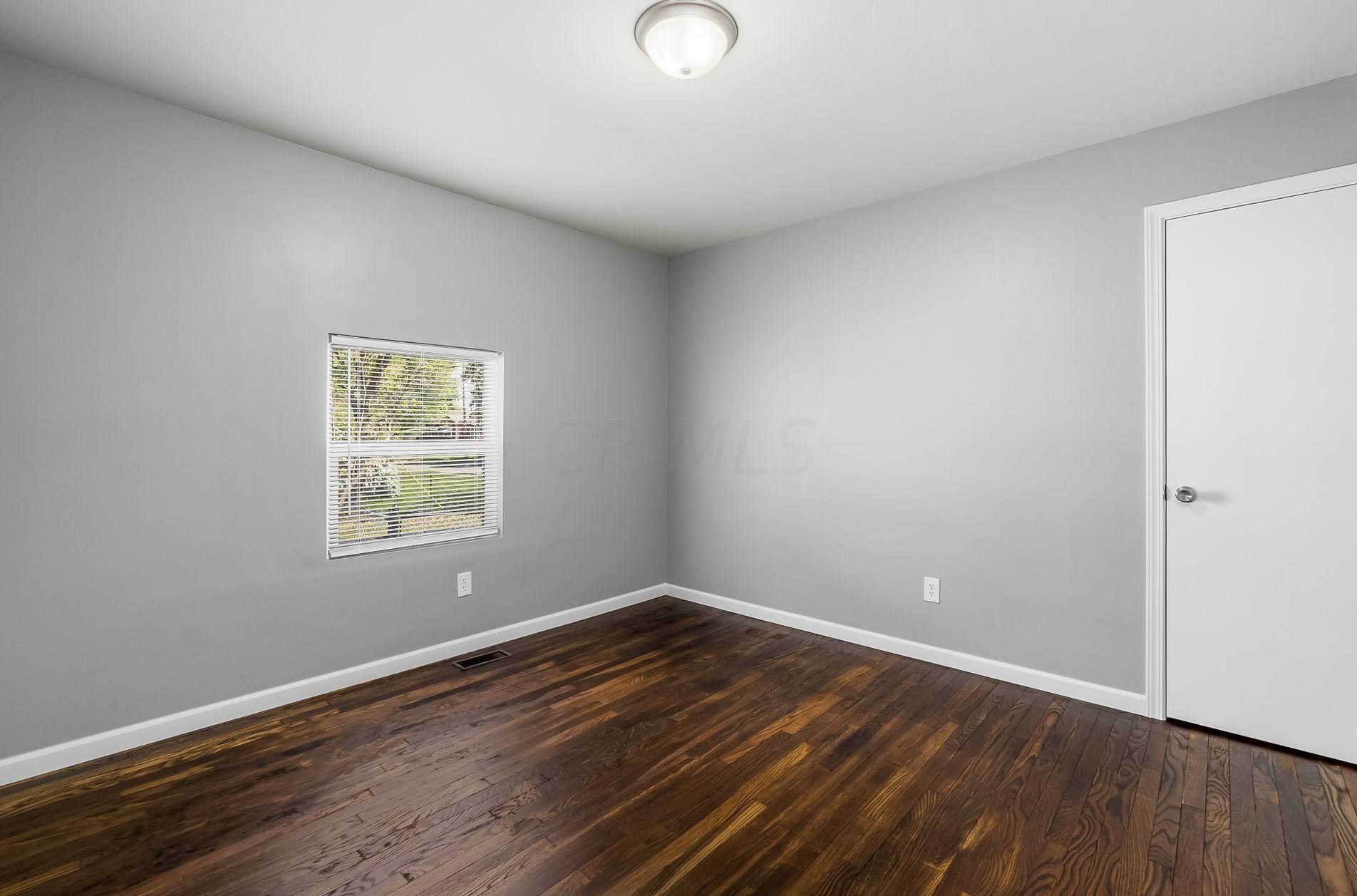 2040 Fenton St, Columbus OH  43224-1366 exterior