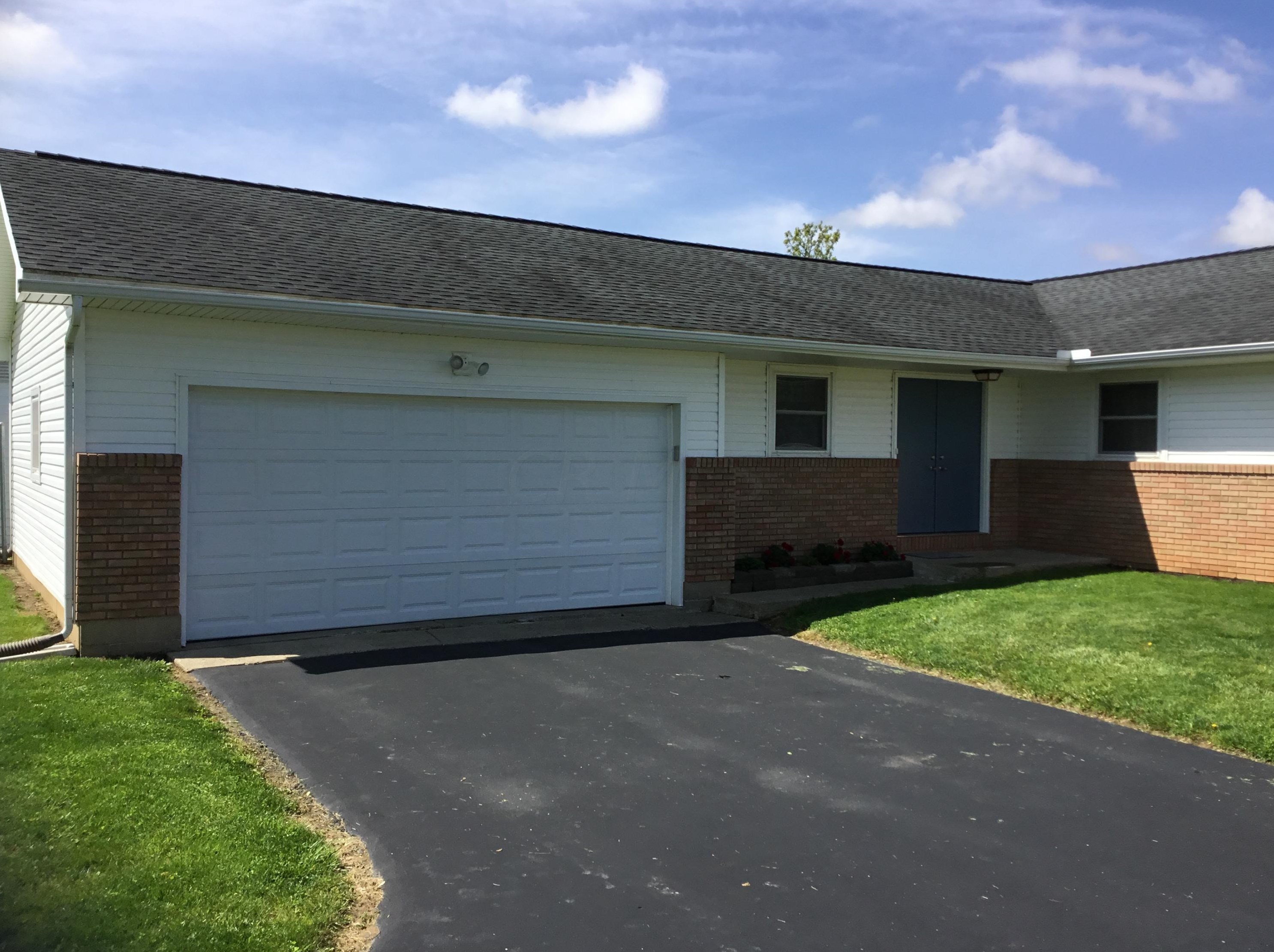 5695 Bell Station Rd, Circleville, OH 43113