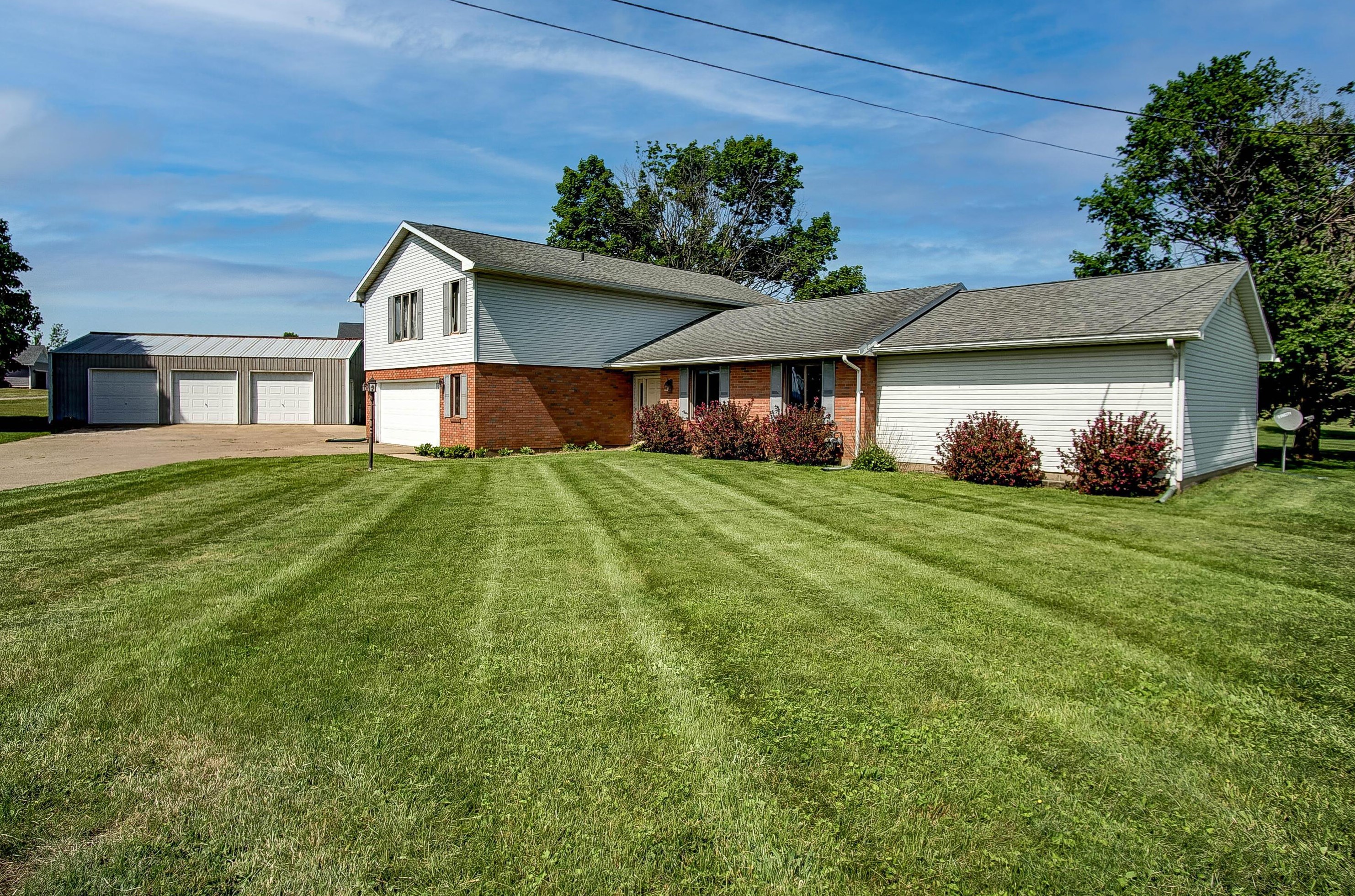 12130 Bottom Rd, Adams Mills, OH 43821