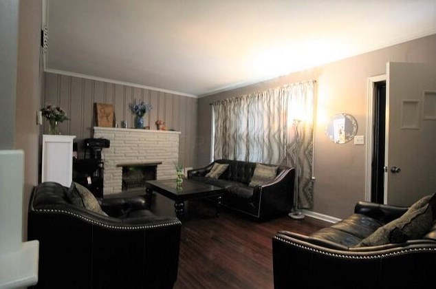 2212 Lehner Rd, Columbus, OH 43224-2331