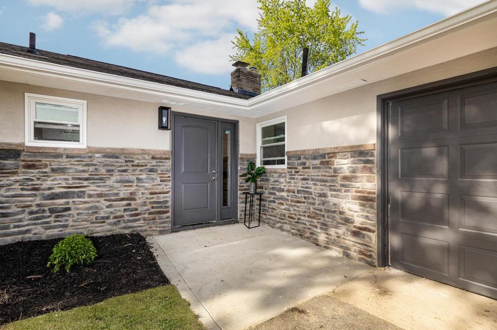 1462 Cottingham Ct, Columbus, OH 43209-3141