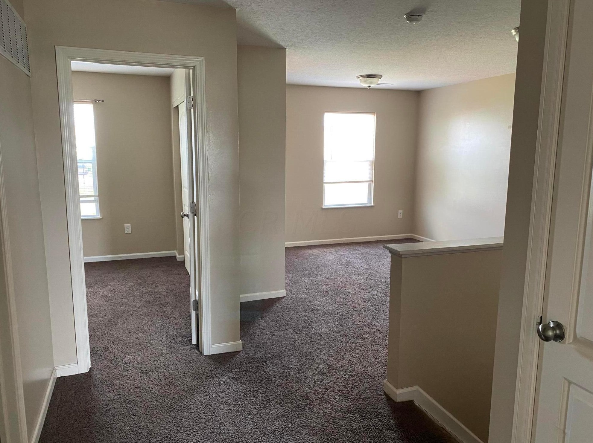 1098 Gartner Ct, Columbus OH  43207-1199 exterior