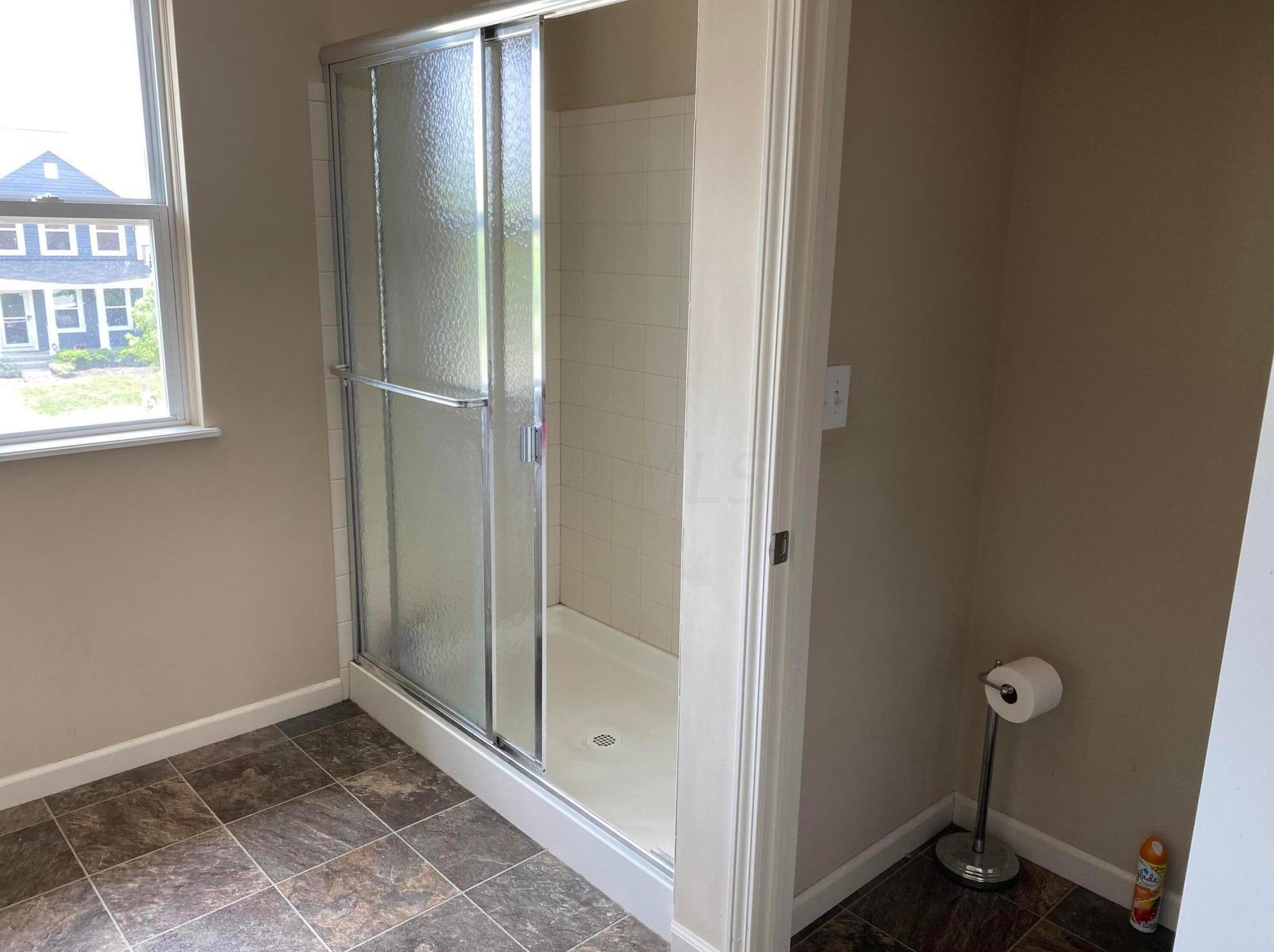 1098 Gartner Ct, Columbus OH  43207-1199 exterior