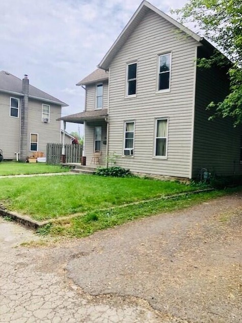 13 Holliday St, Newark, OH 43055-5322