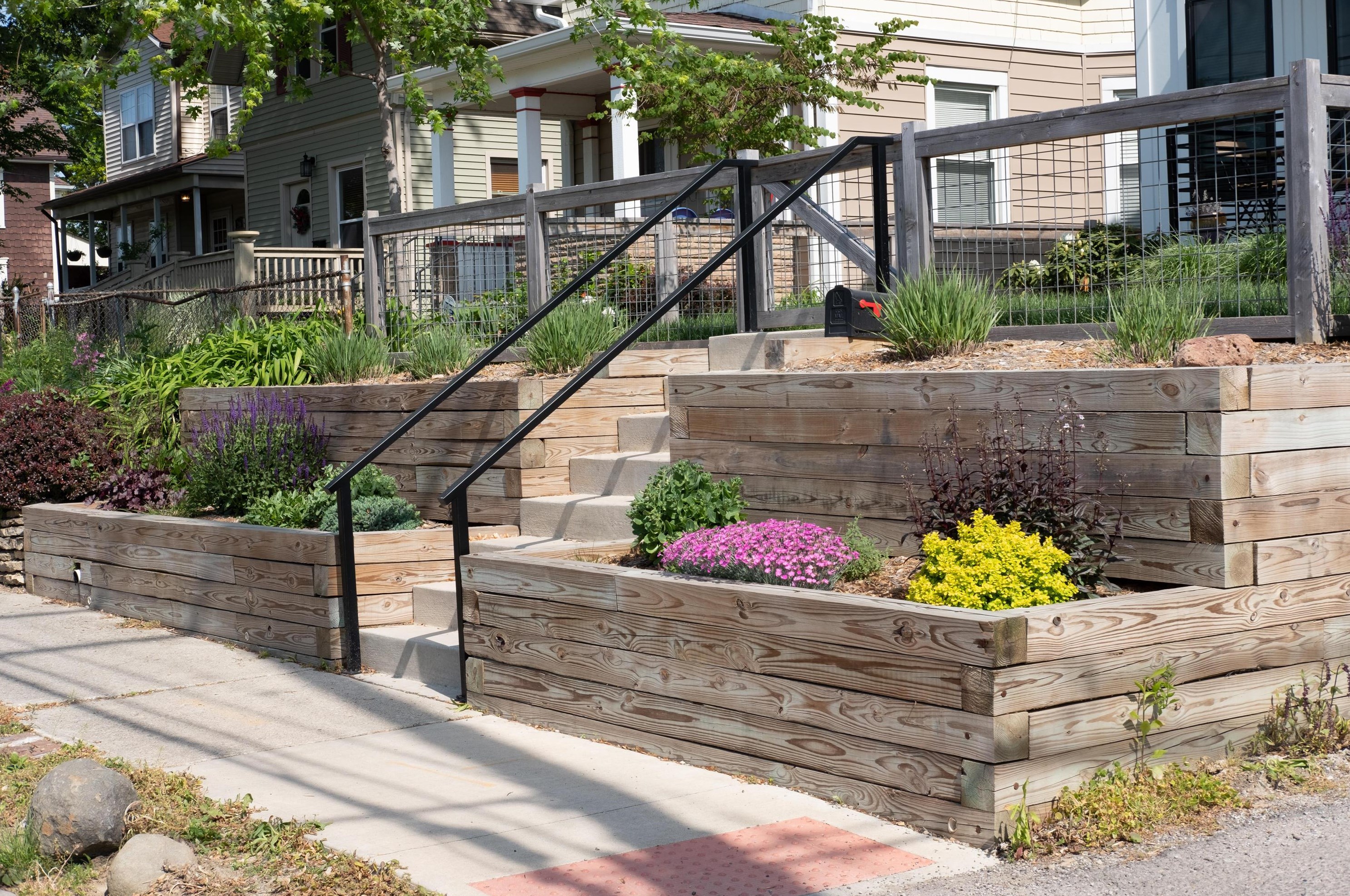 218 7th Ave, Columbus OH  43201-2581 exterior