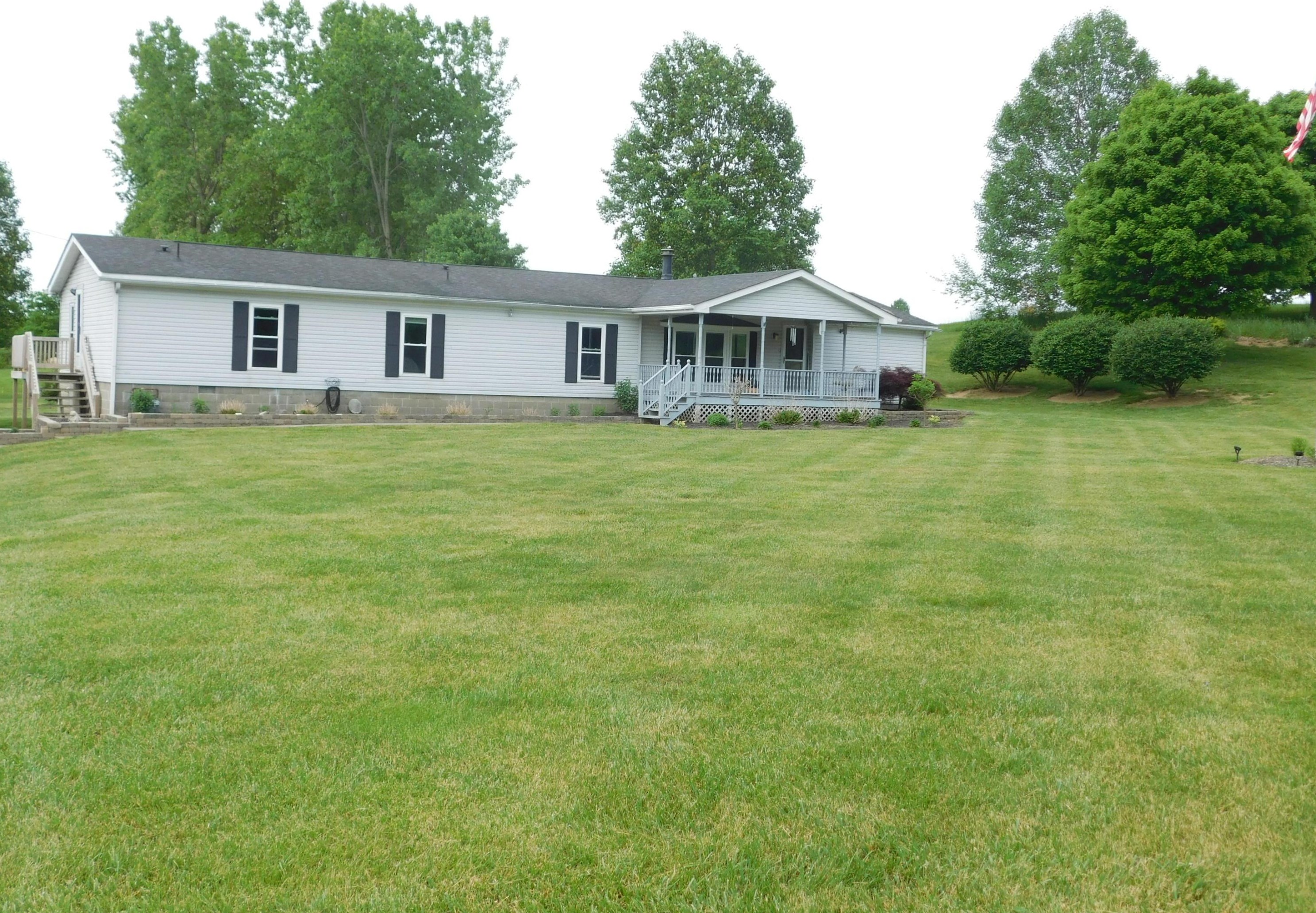 7893 Blacks Sw Rd, Pataskala, OH 43062