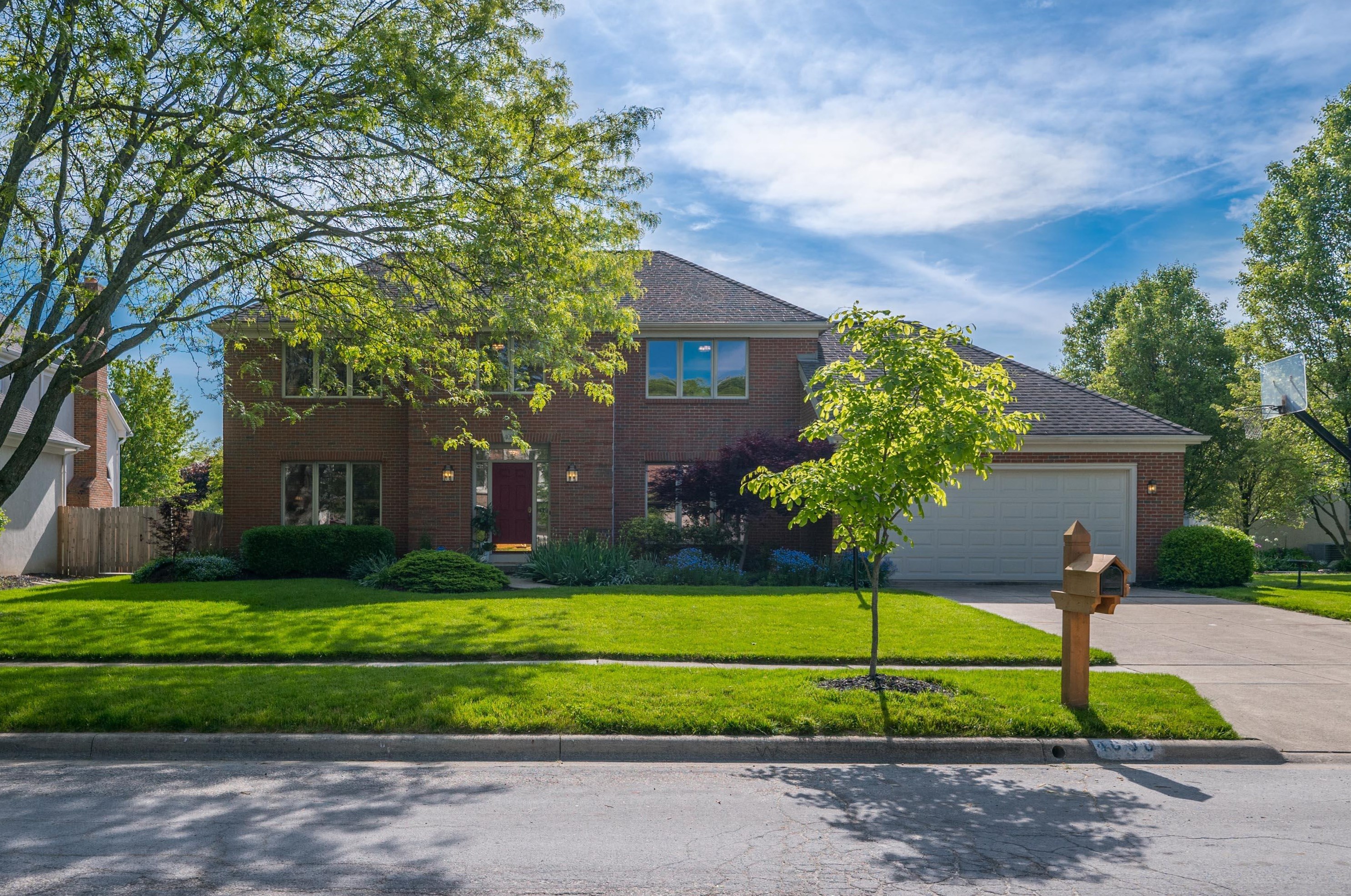 4098 Stoneroot Dr, Hilliard, OH 43026-3022