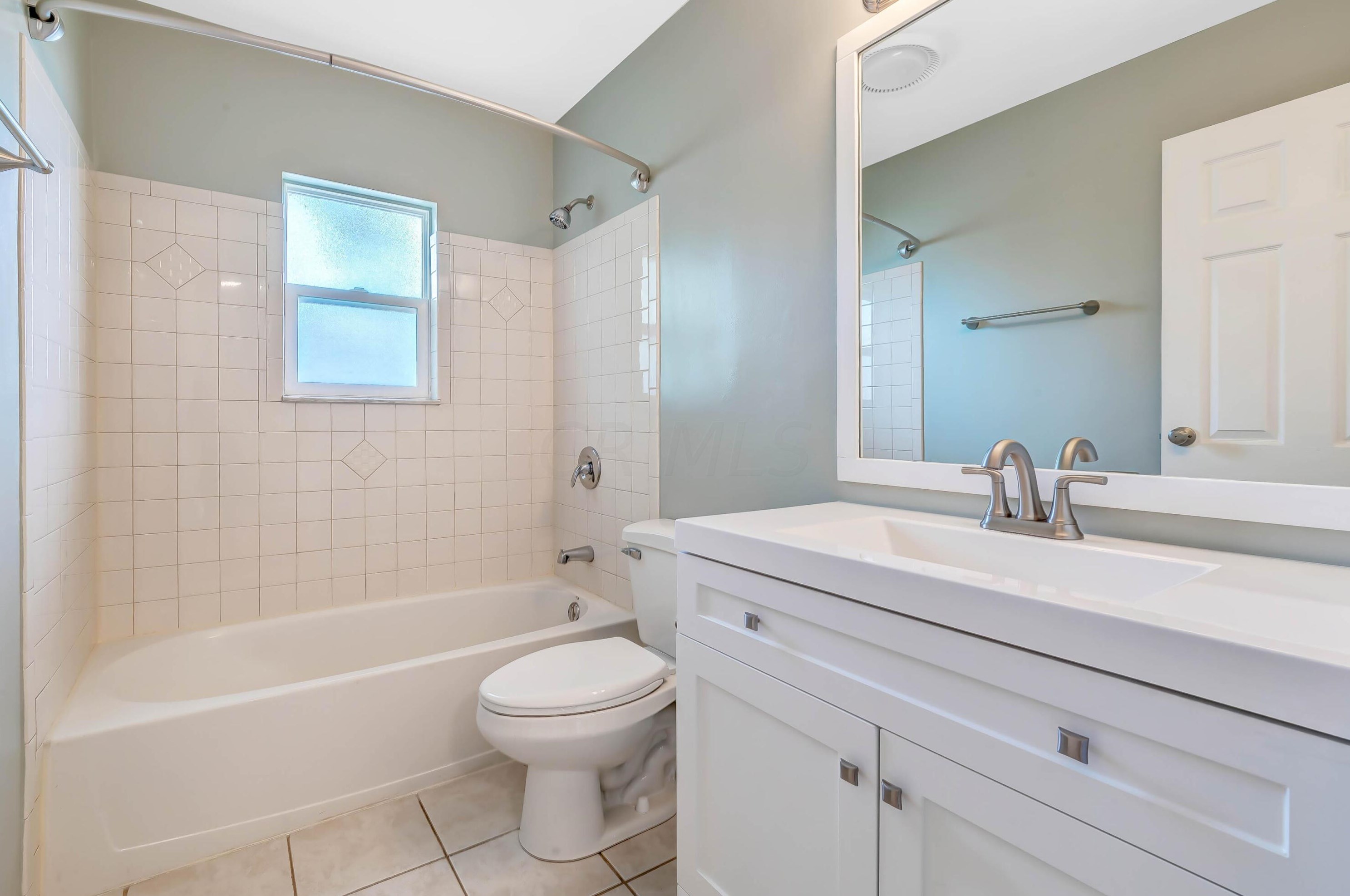 6480 Karl Rd, Columbus OH  43229-1370 exterior