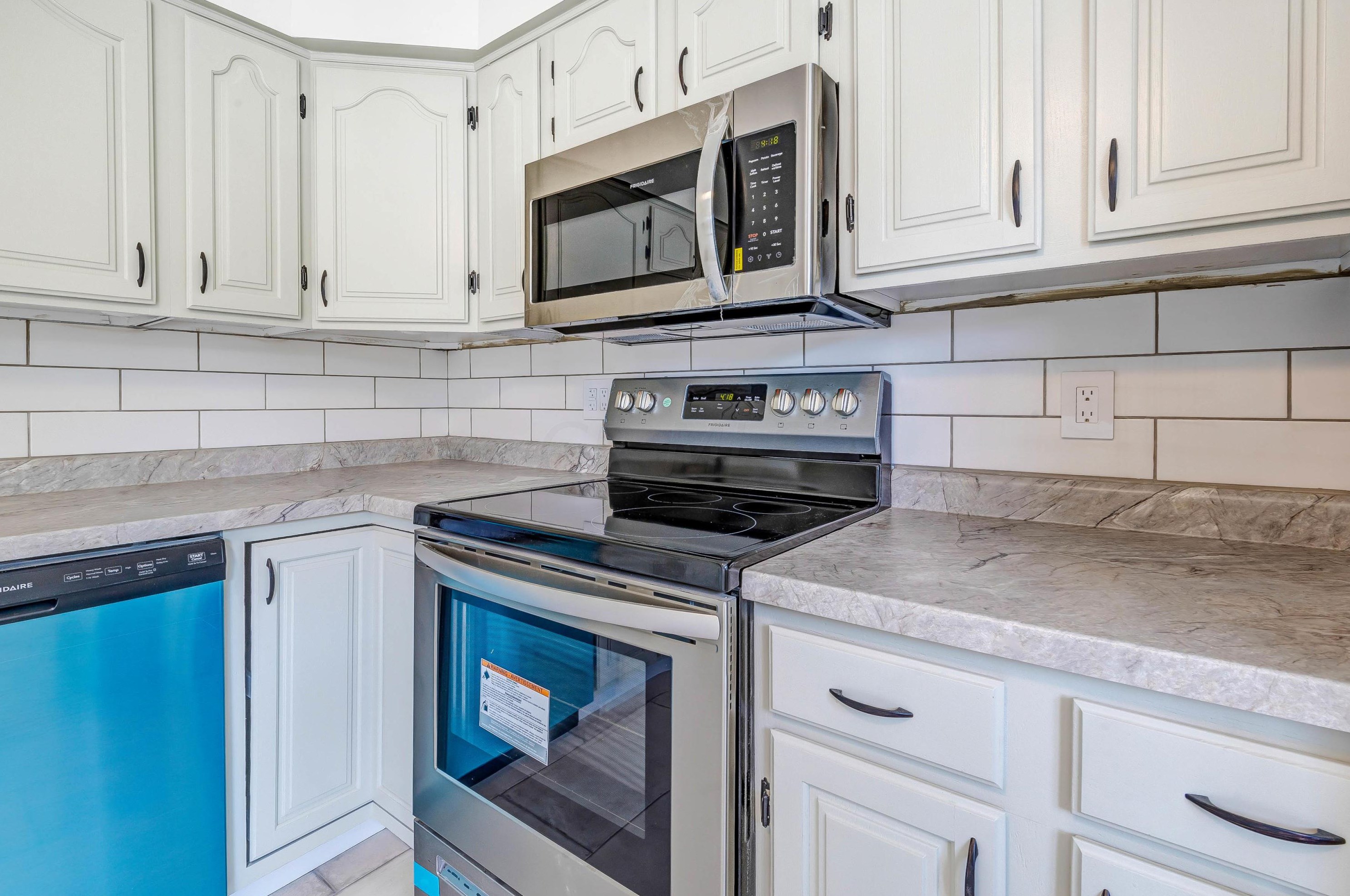 6480 Karl Rd, Columbus OH  43229-1370 exterior