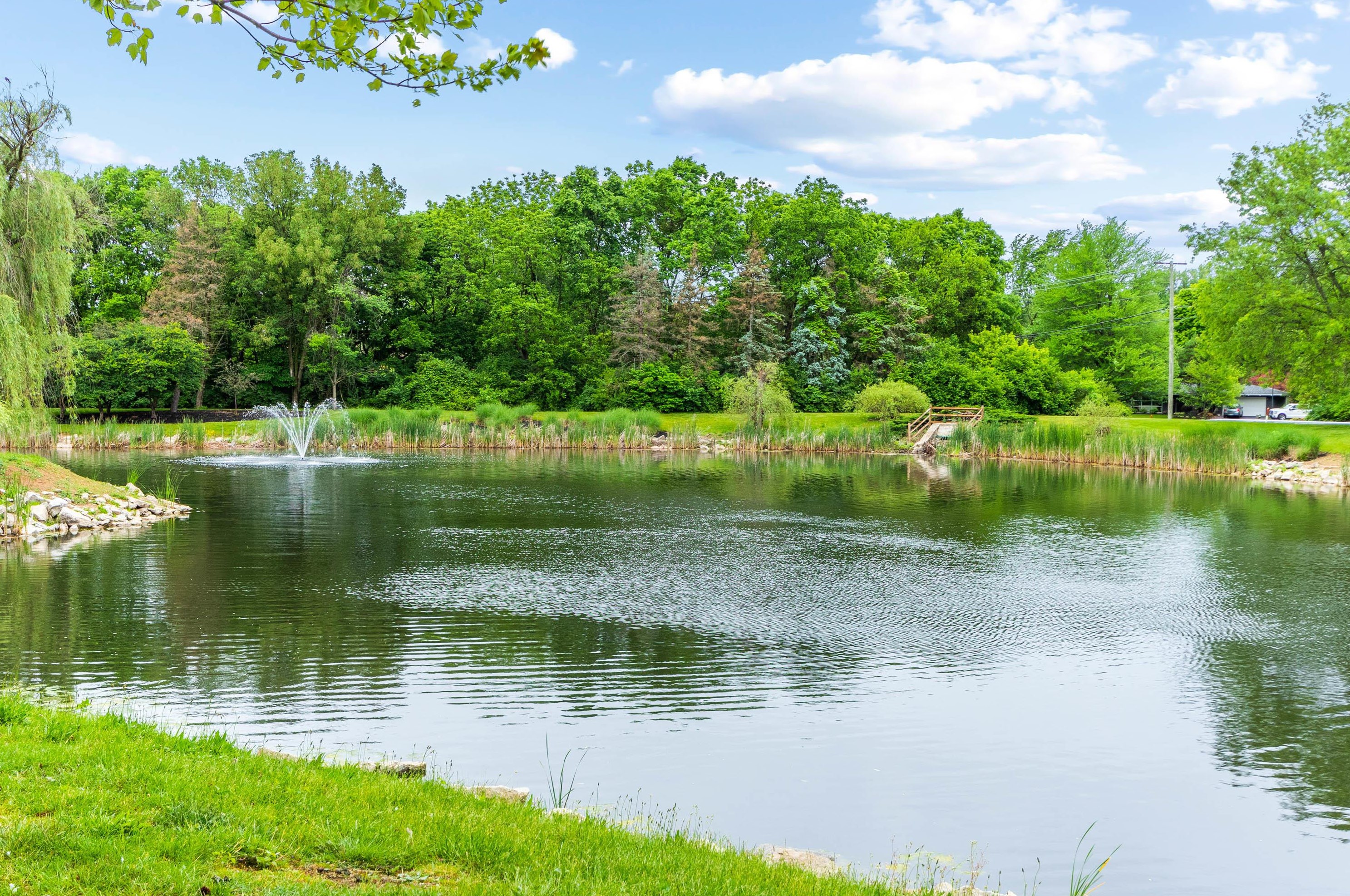 3456 Fishinger Mill Dr, Hilliard OH 43026-9307 exterior