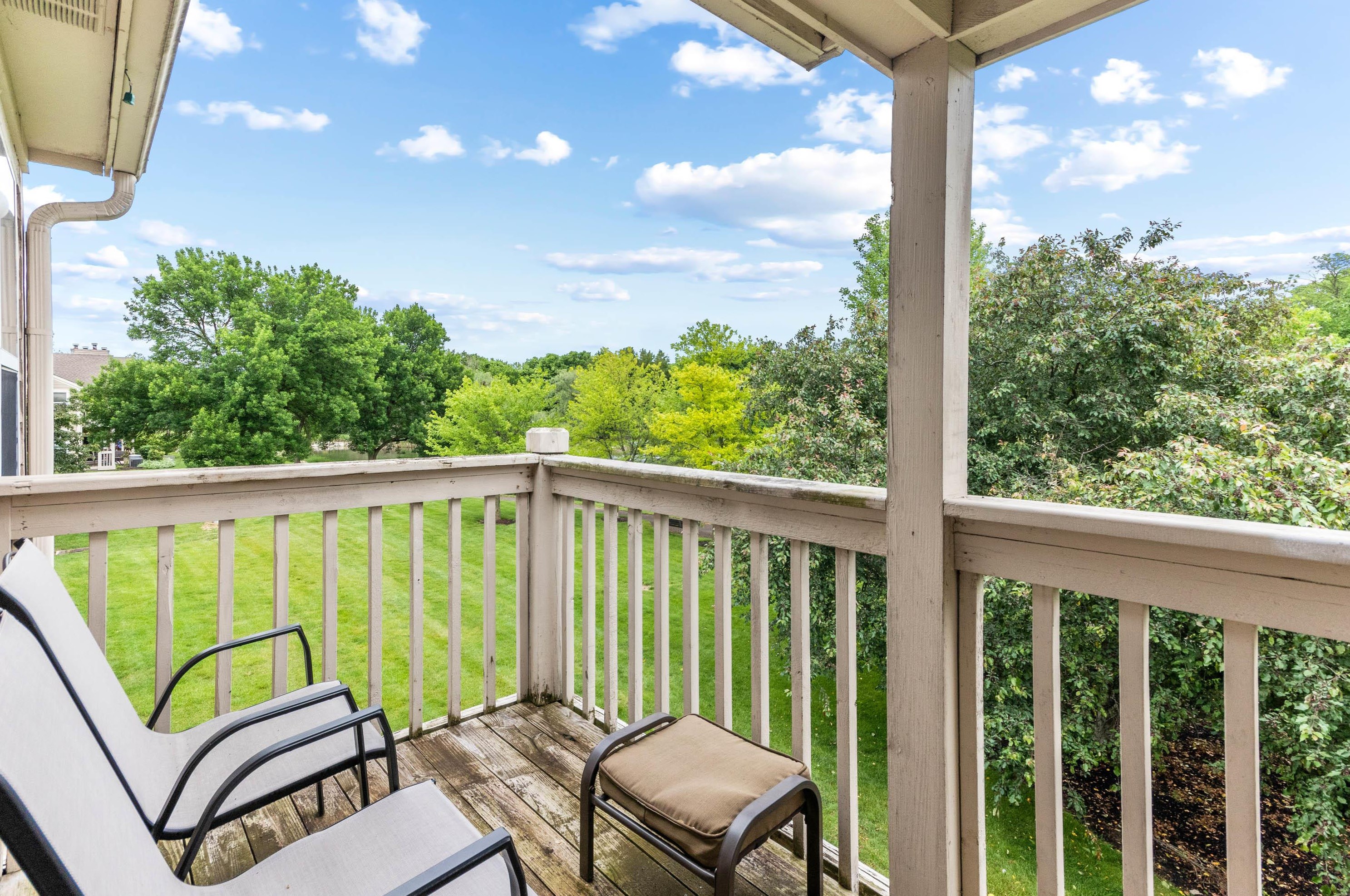 3456 Fishinger Mill Dr, Hilliard OH 43026-9307 exterior