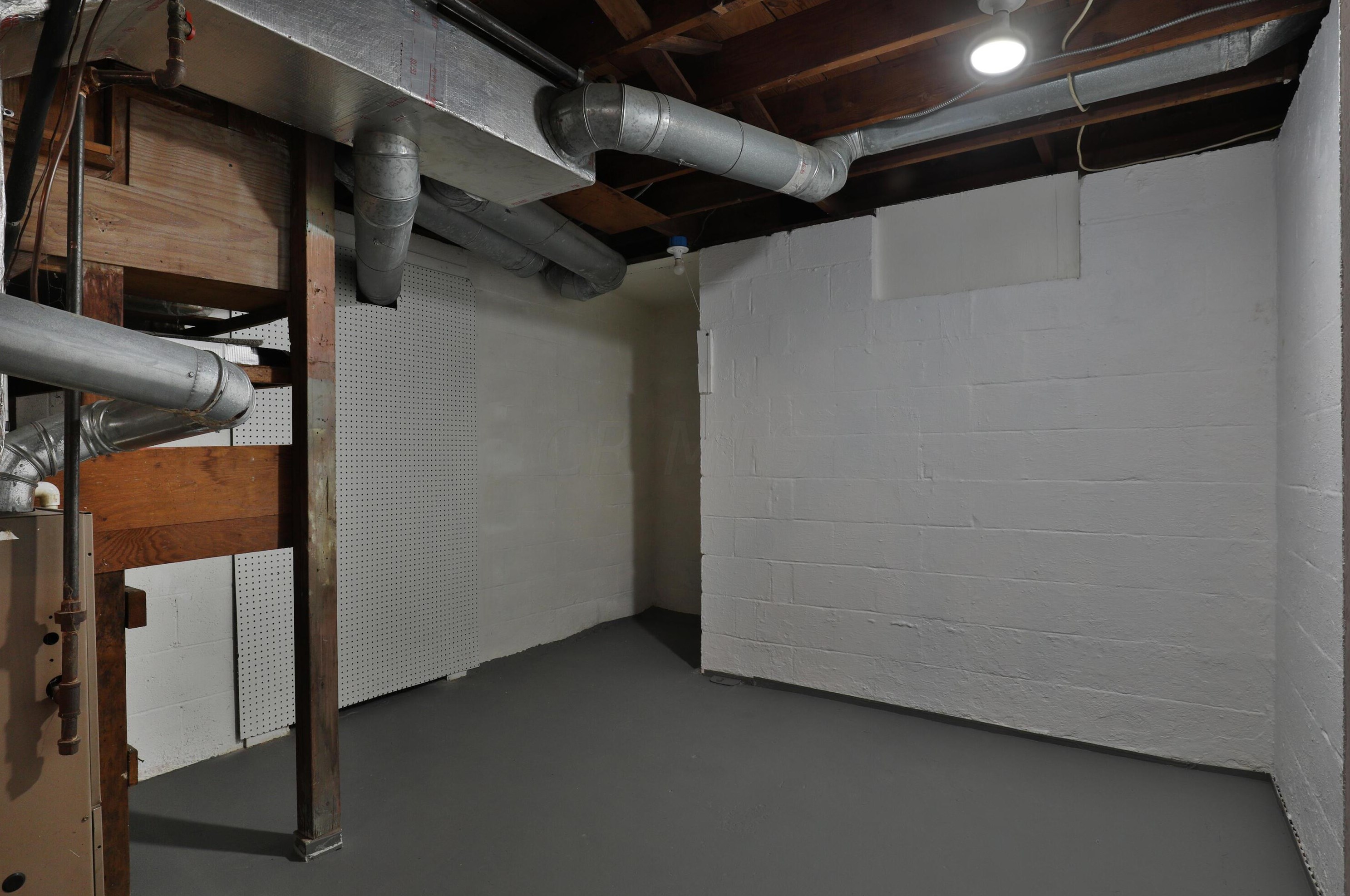 896 Longview Ave, Columbus OH 43224-3922 exterior