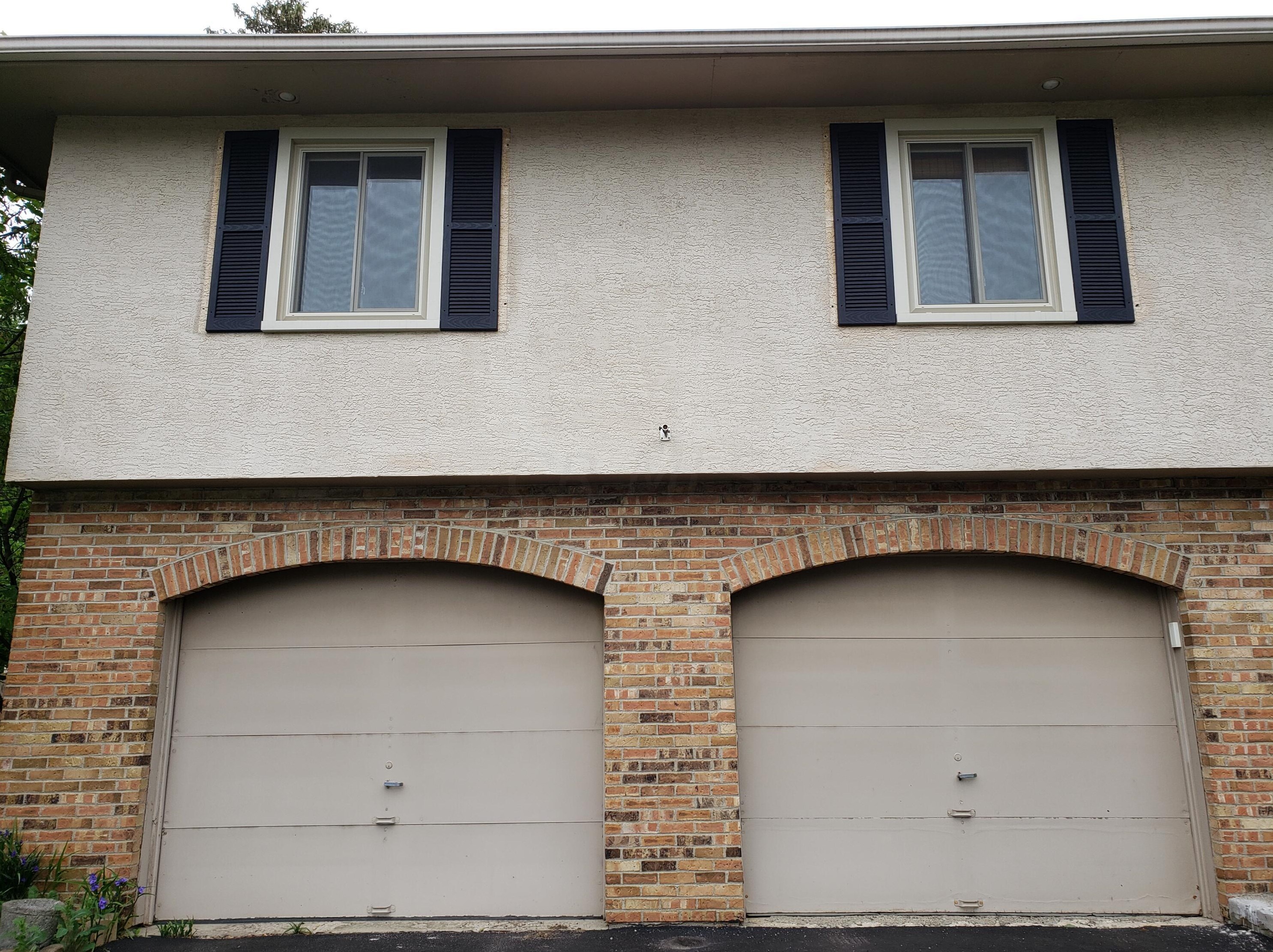 6250 Bellmeadow Dr, Columbus, OH 43229-2134