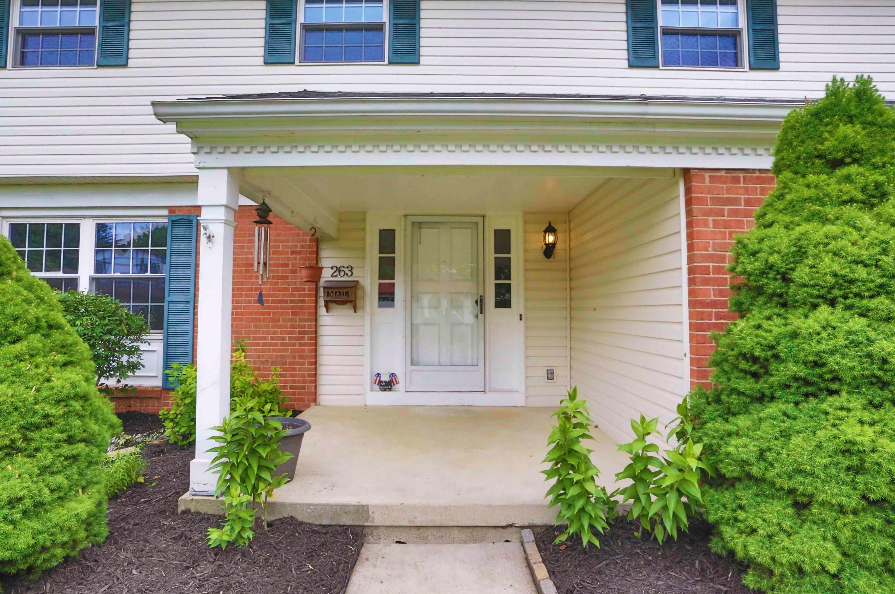 263 Bellefield Ave, Westerville, OH 43081-1239