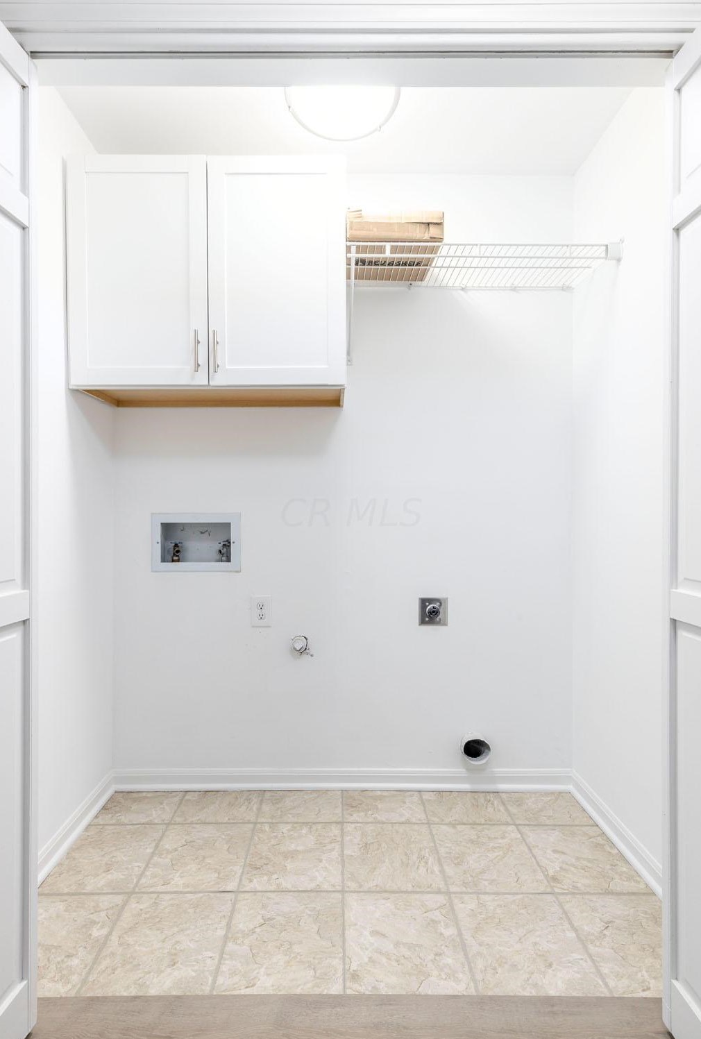 1431 Linbrook Ct, Columbus OH  43235-5132 exterior