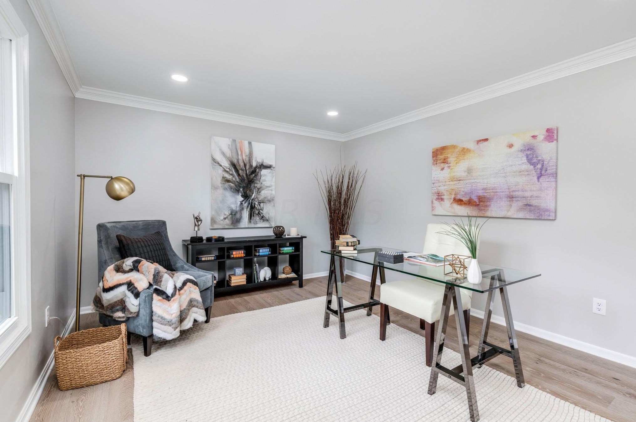 1431 Linbrook Ct, Columbus OH  43235-5132 exterior