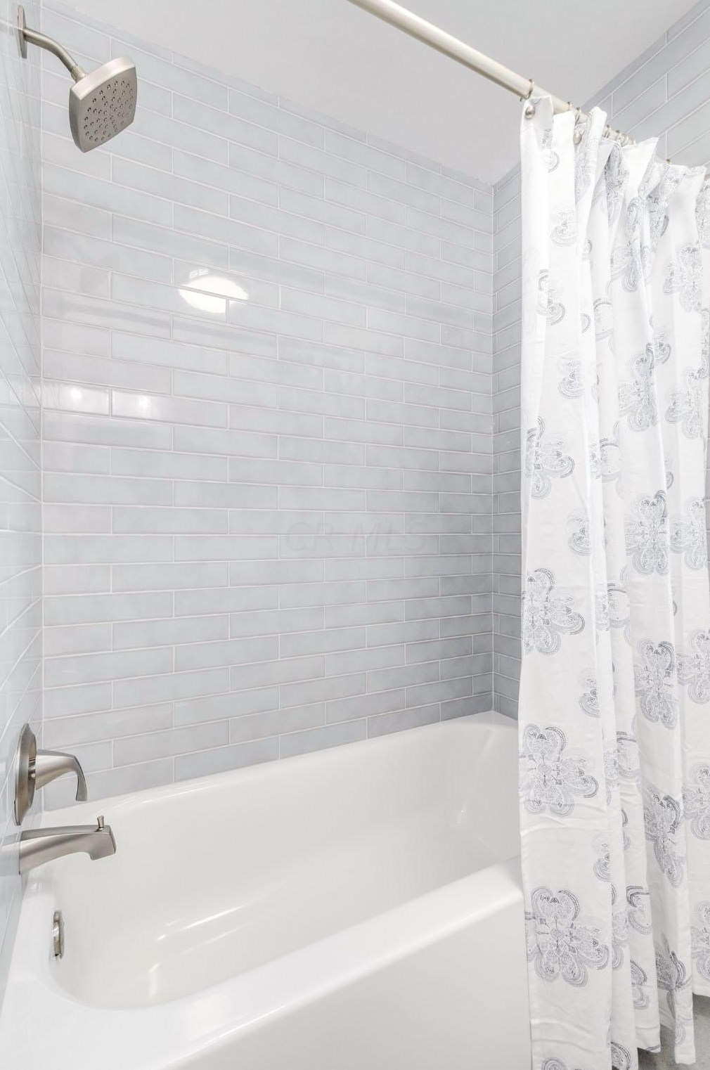 1431 Linbrook Ct, Columbus OH  43235-5132 exterior