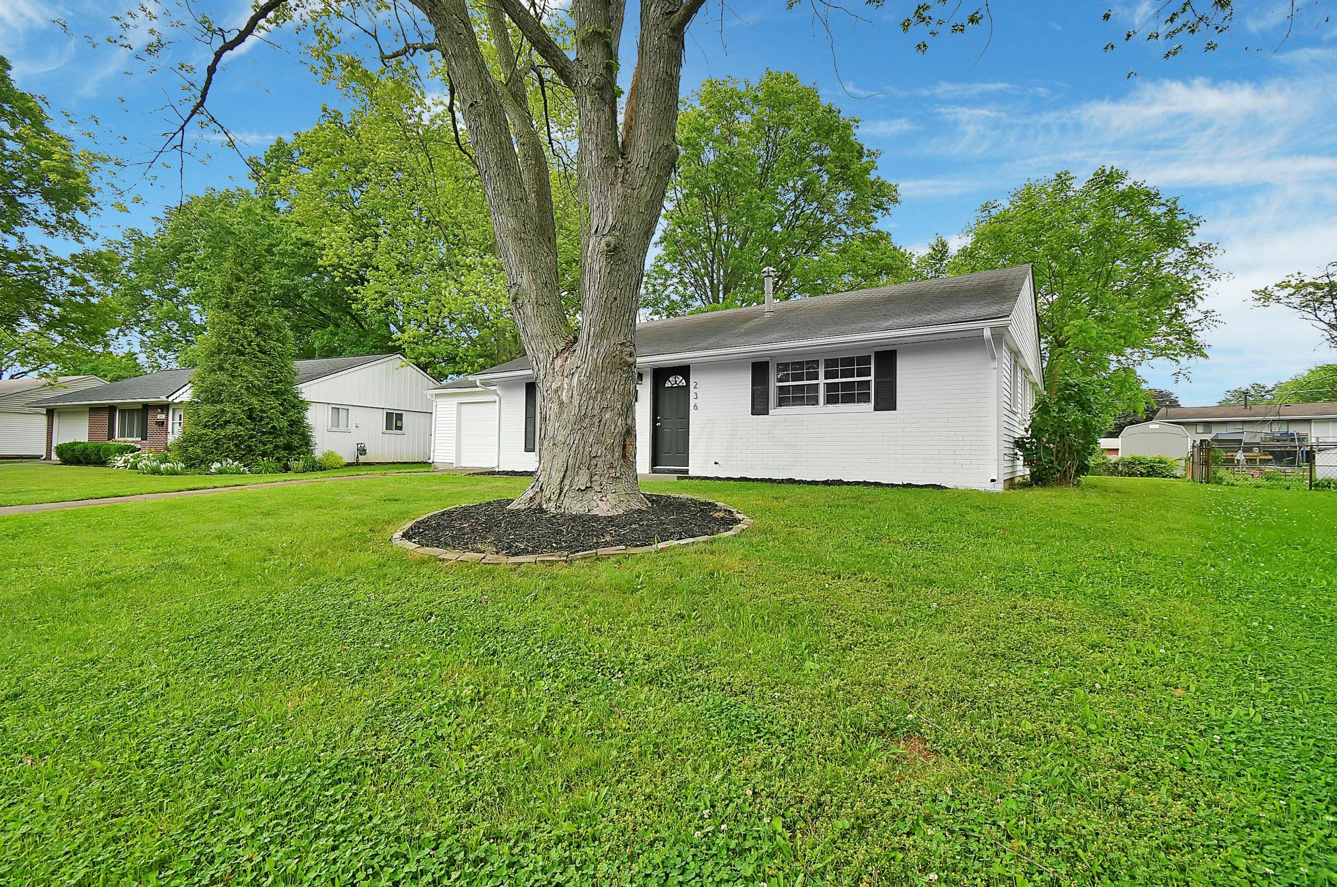 236 Empire Dr, Columbus, OH 43230-2472