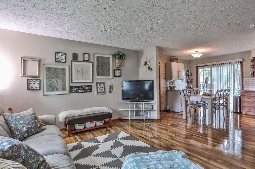 3330 Mcbeth Pl, Darbydale, OH 43123