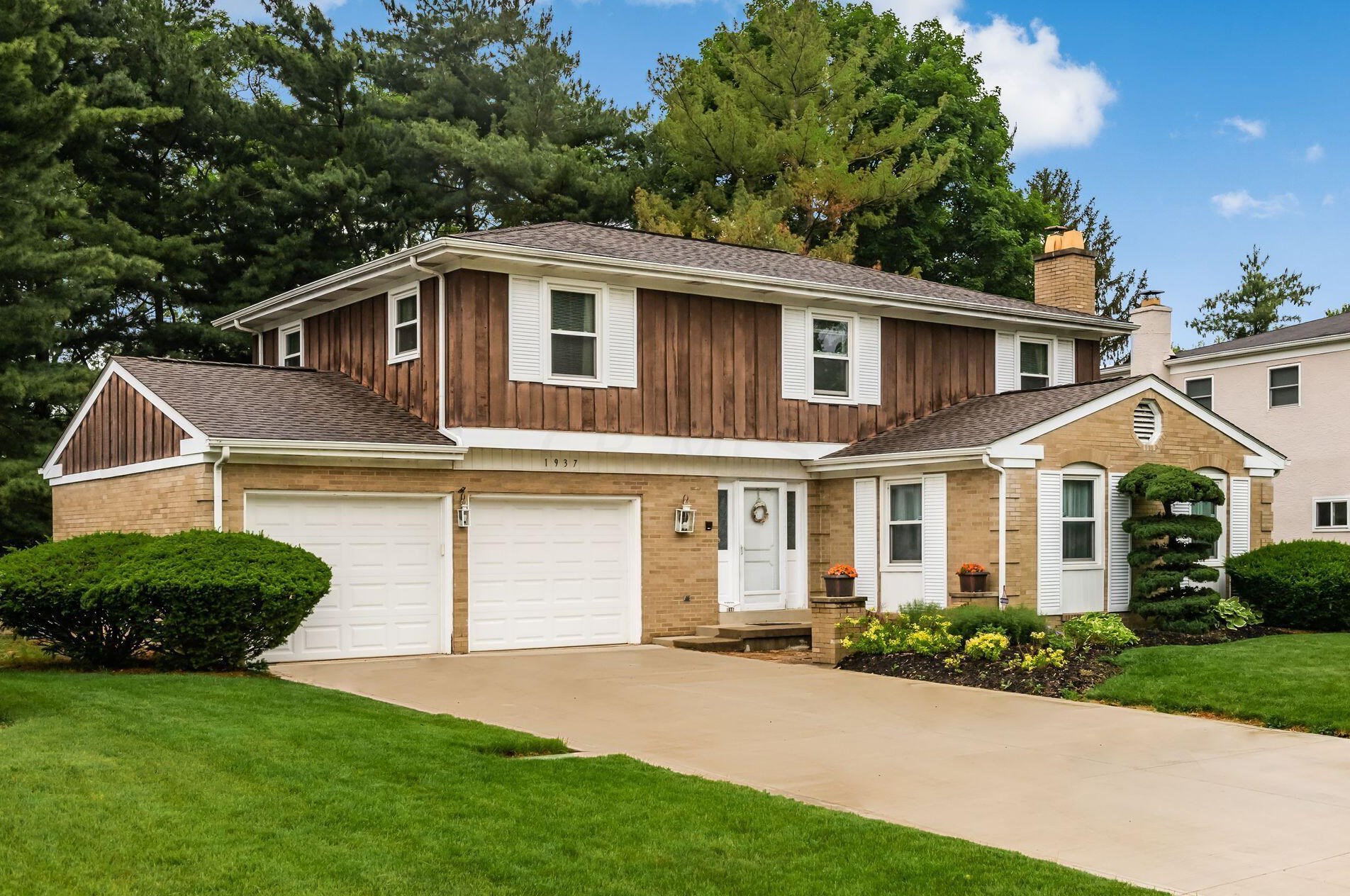 1937 Birkdale Dr, Columbus, OH 43232-3062