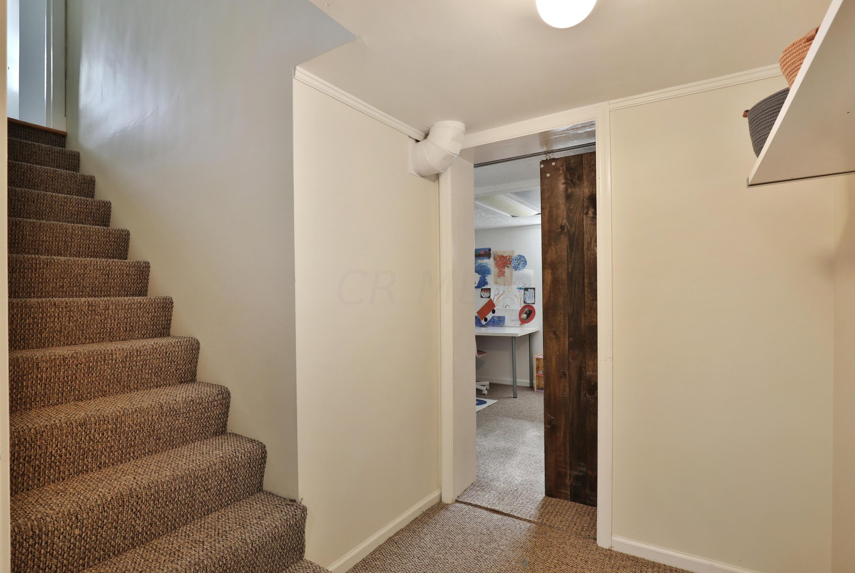 55 Henderson Rd, Columbus OH 43220-2288 exterior