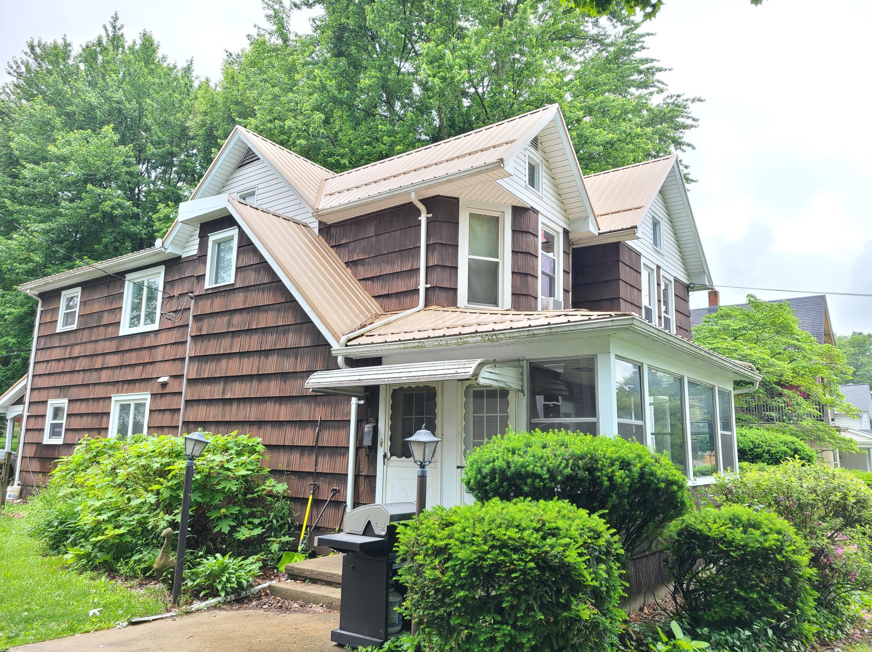 337 Cherry St, Sugar Grove Lake, OH 44833