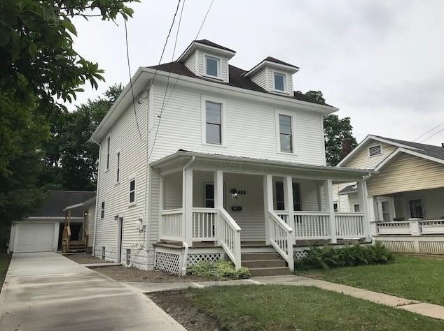 459 W William St, Delaware, OH 43015