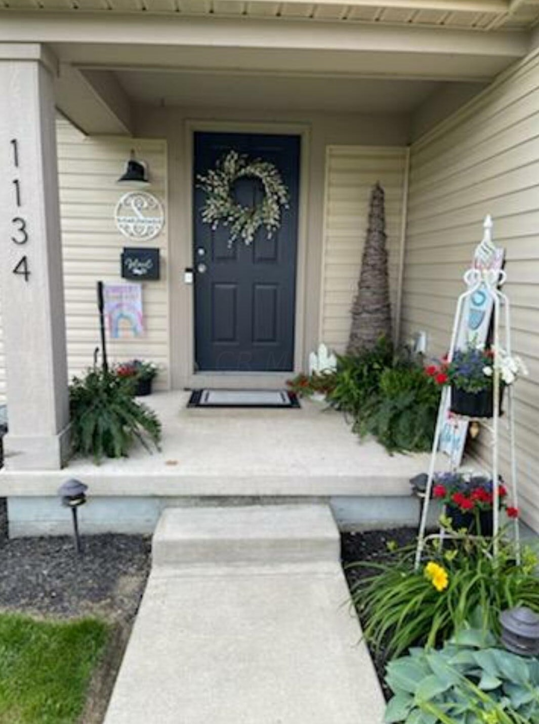 1134 Dorset Dr, London, OH 43140