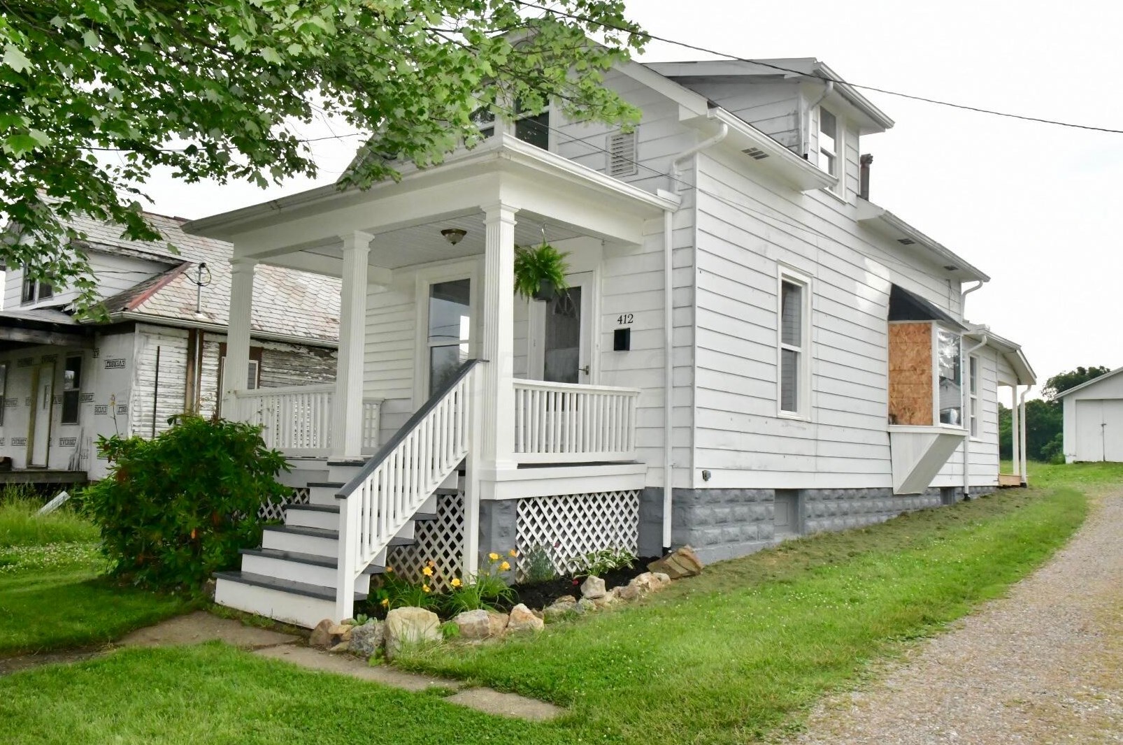 412 White Oak Ave, Zanesville, OH 43701