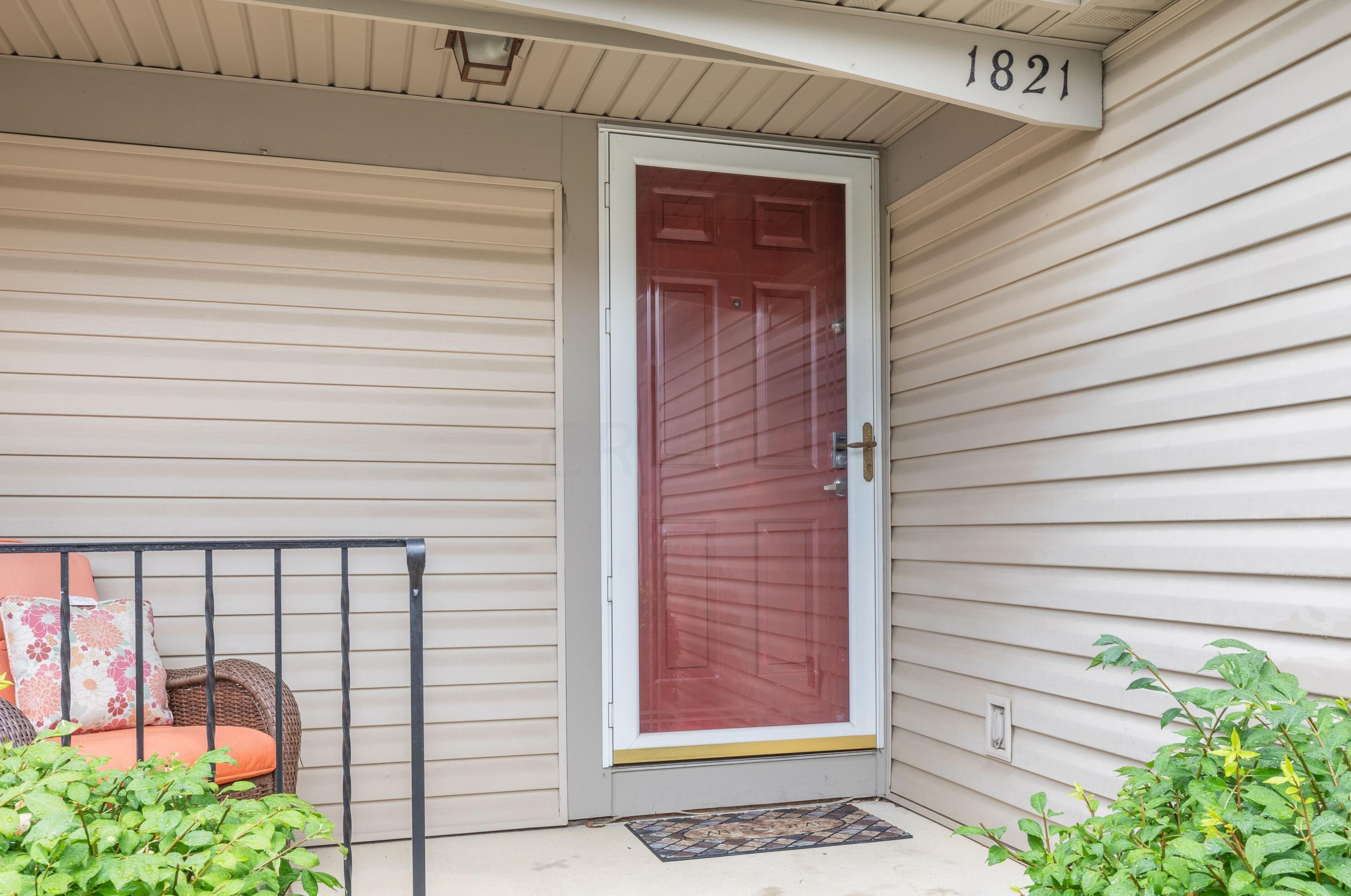 1821 Hobbes Dr, Hilliard, OH 43026-8216
