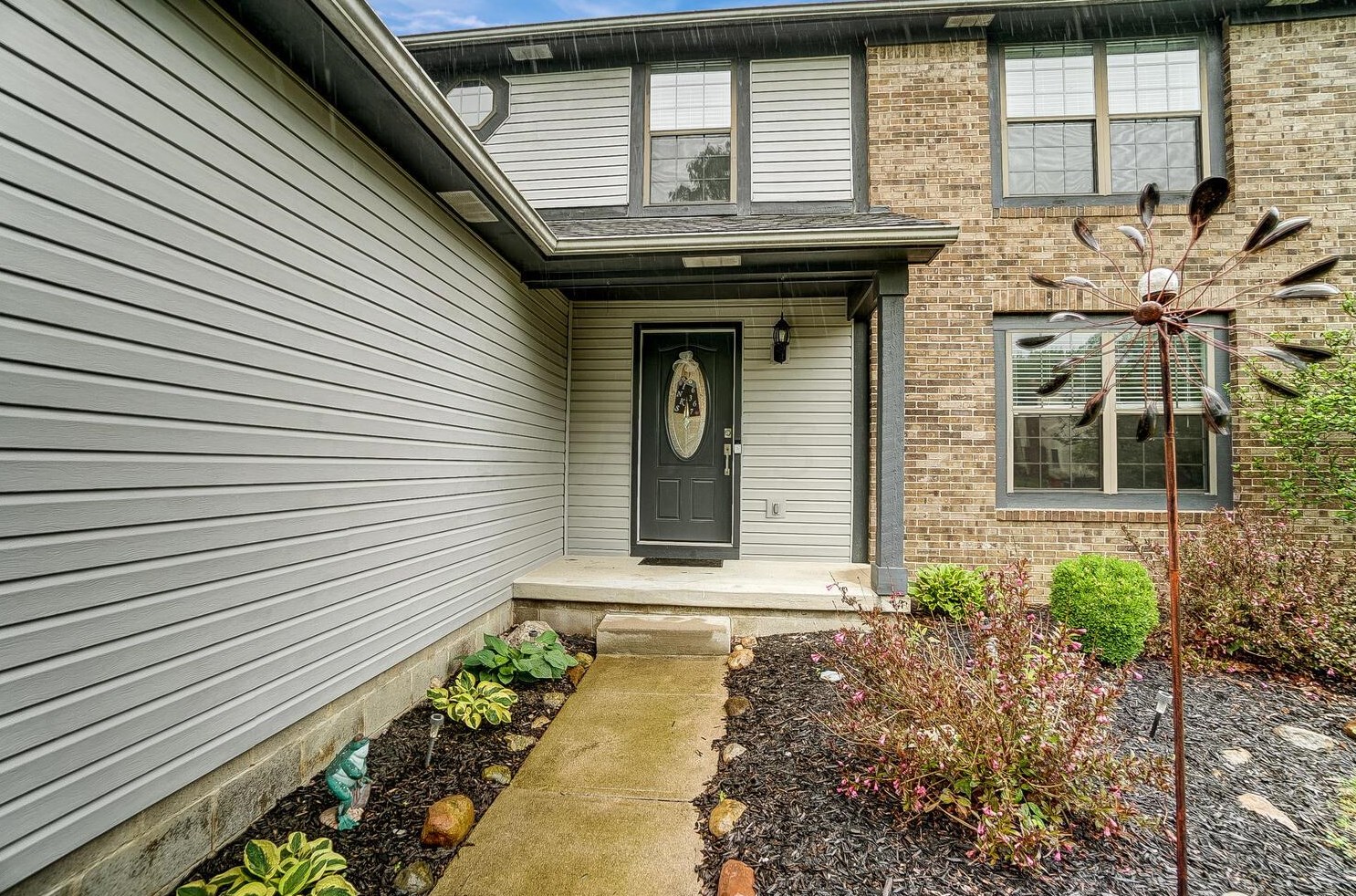 6367 Windcliff Dr, Darbydale, OH 43123
