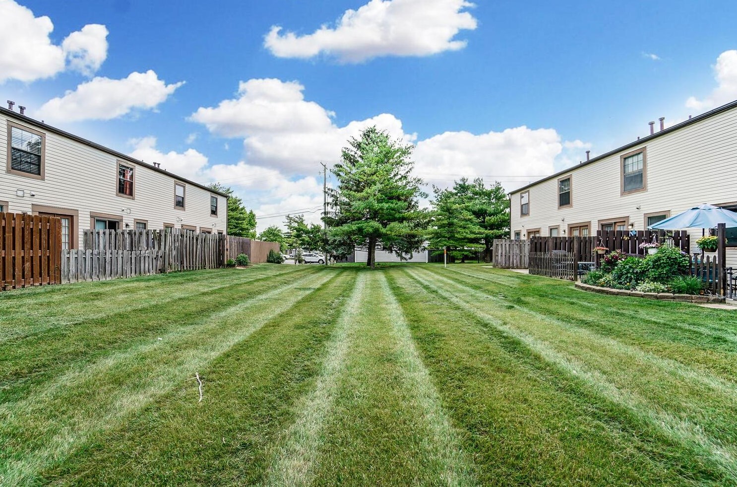 714 Alta View Ct, Columbus OH  43085-4887 exterior