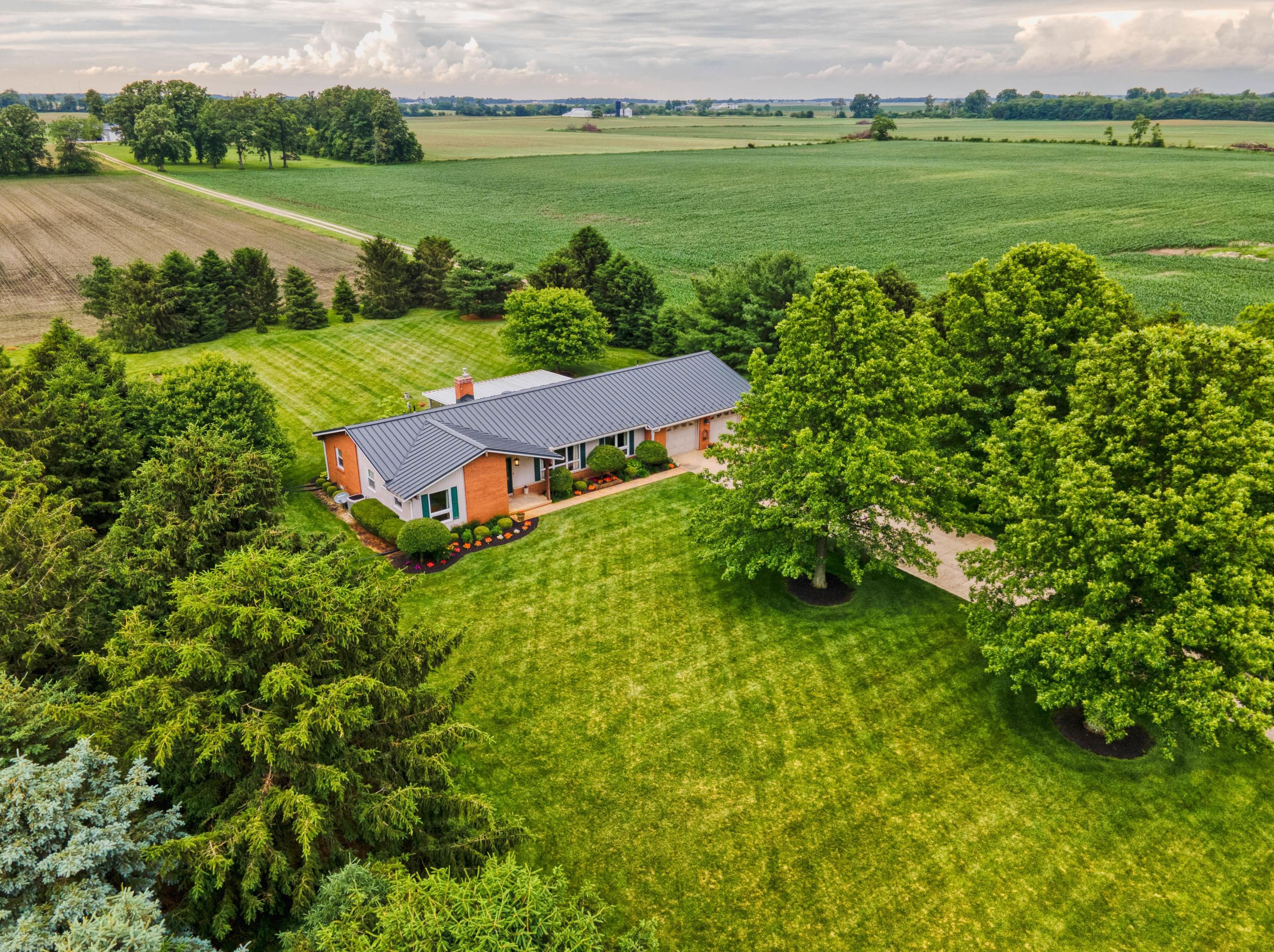 2841 State Route 734 Ne, Bloomingburg, OH 43106