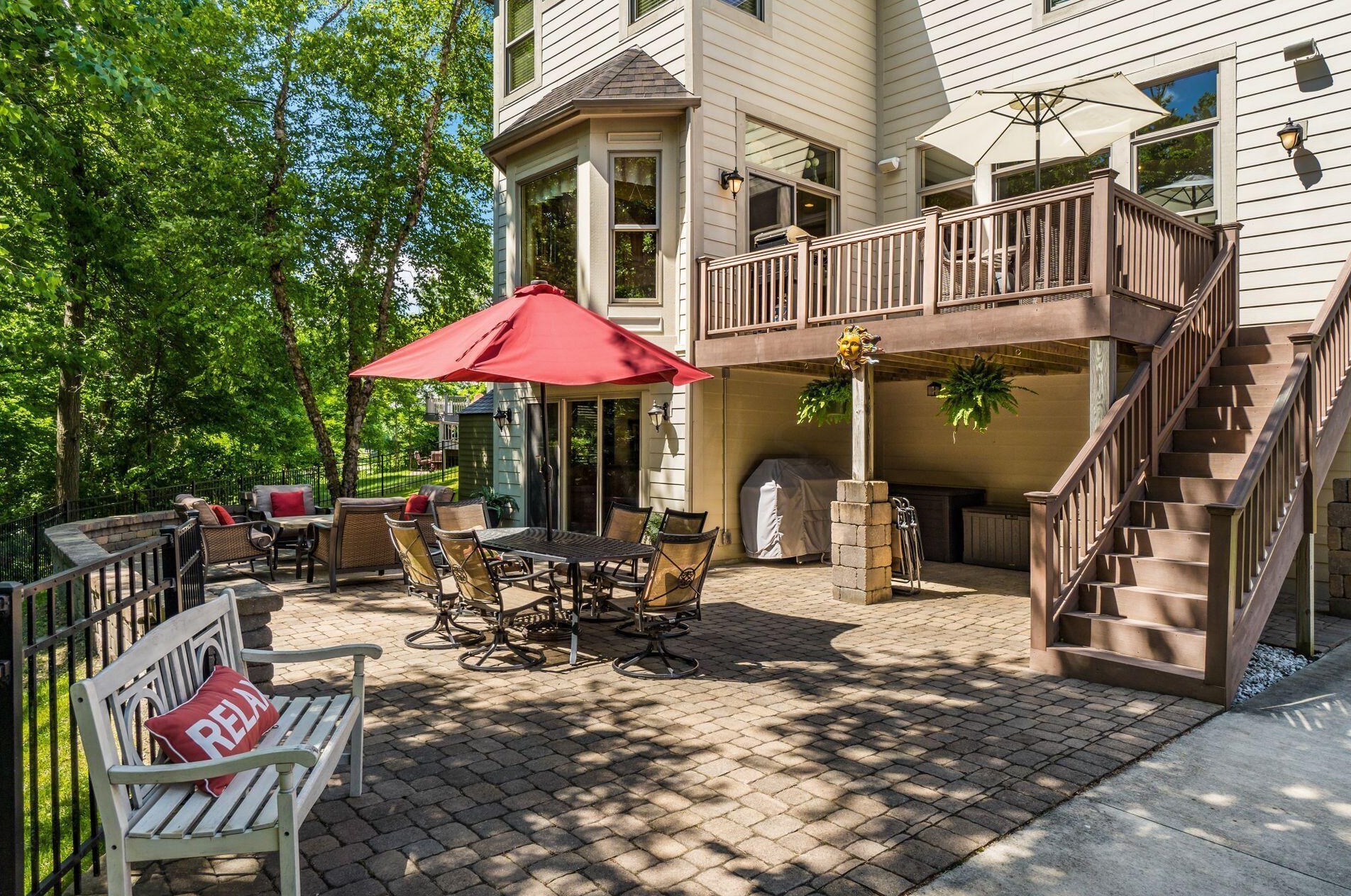 210 Cherokee Ct, Pickerington OH  43147-8047 exterior