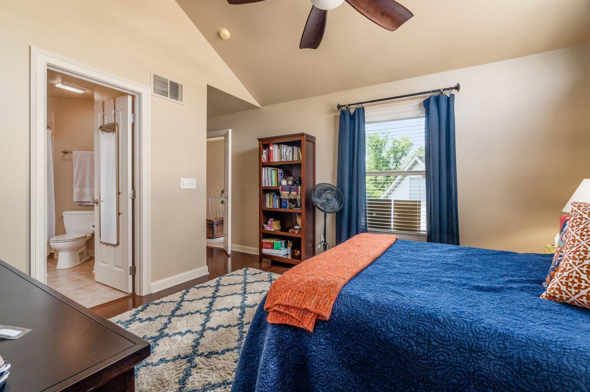 210 Cherokee Ct, Pickerington OH  43147-8047 exterior