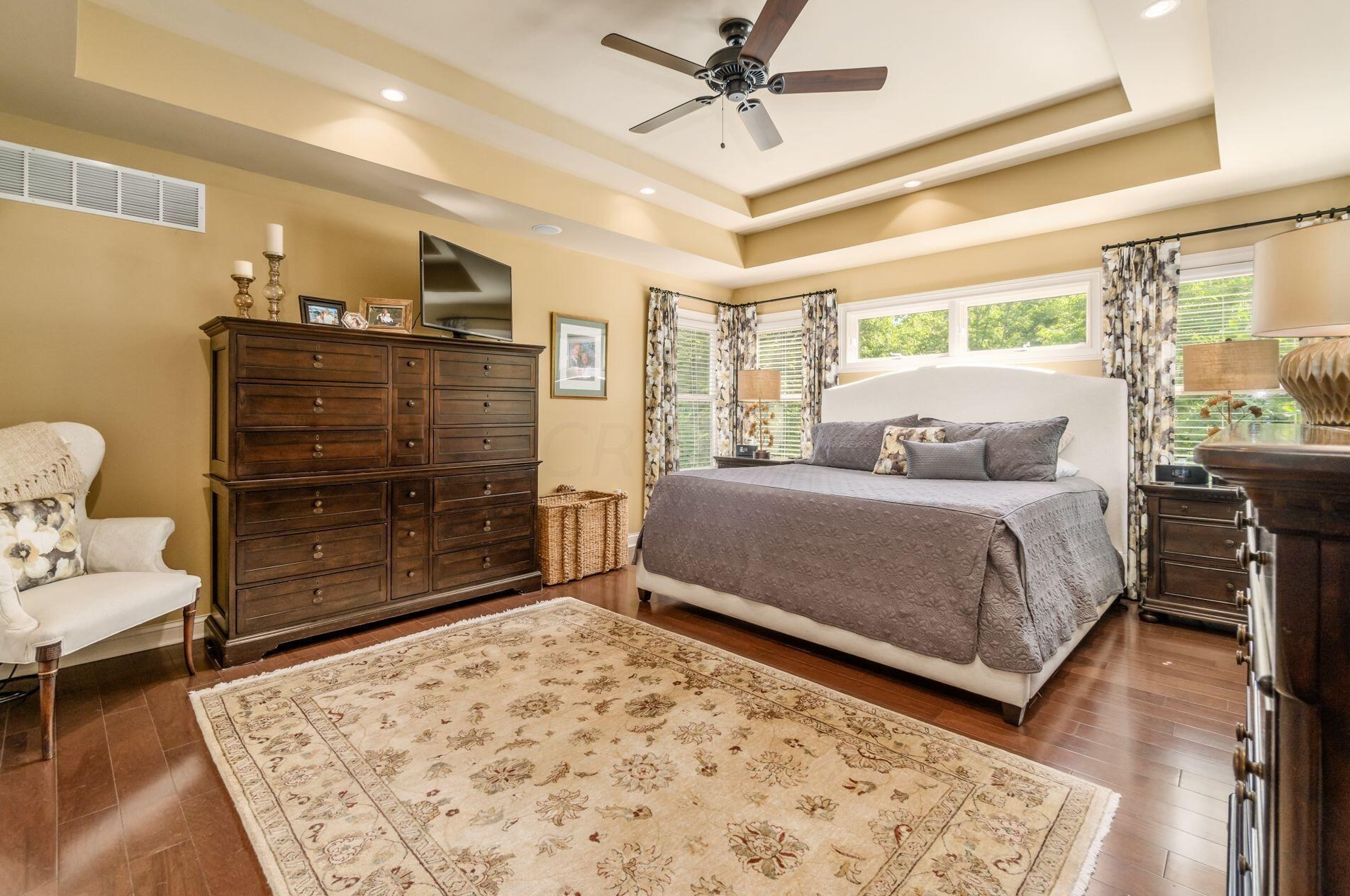 210 Cherokee Ct, Pickerington OH  43147-8047 exterior